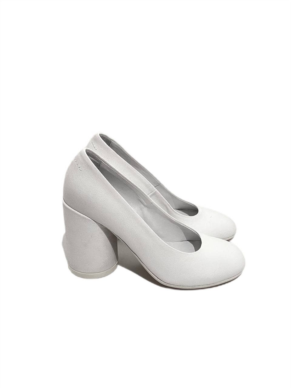 Maison Margiela x MM6 Tabi Cylinder Pumps White Heel Shoes