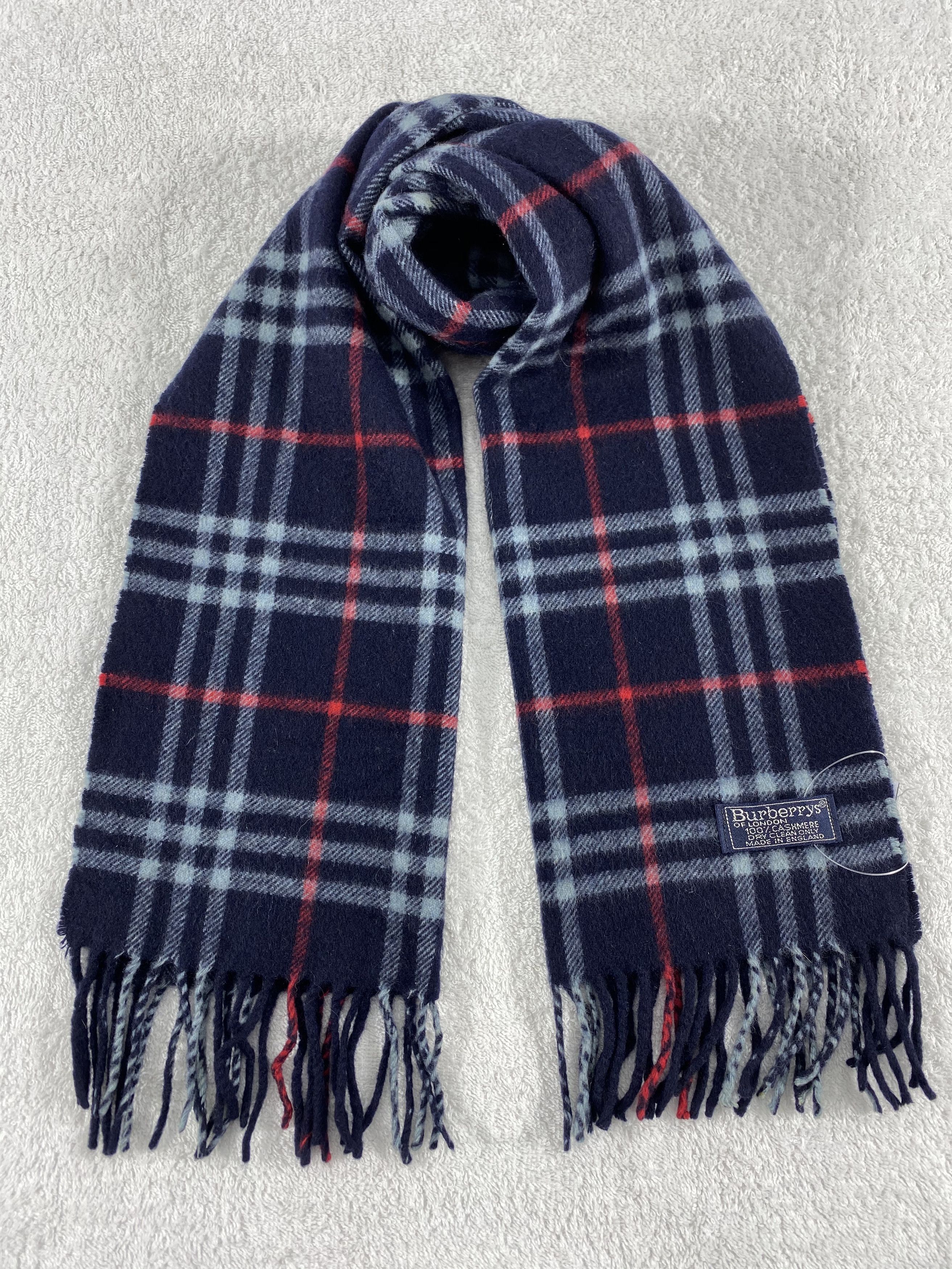 Burberry Vintage Burberry Scarf/Muffler/Neckwear MF751 Size ONE SIZE - 1 Thumbnail