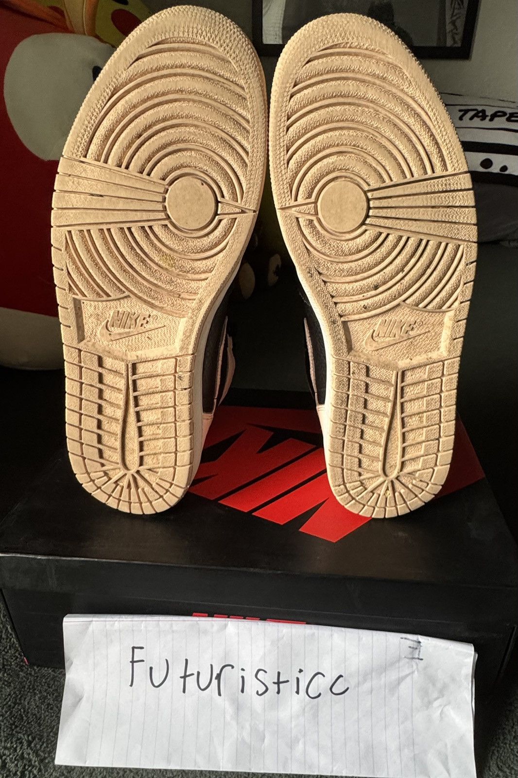 Jordan Brand × Nike Jordan 1 Crimson Tint Size US 11 / EU 44 - 5 Thumbnail