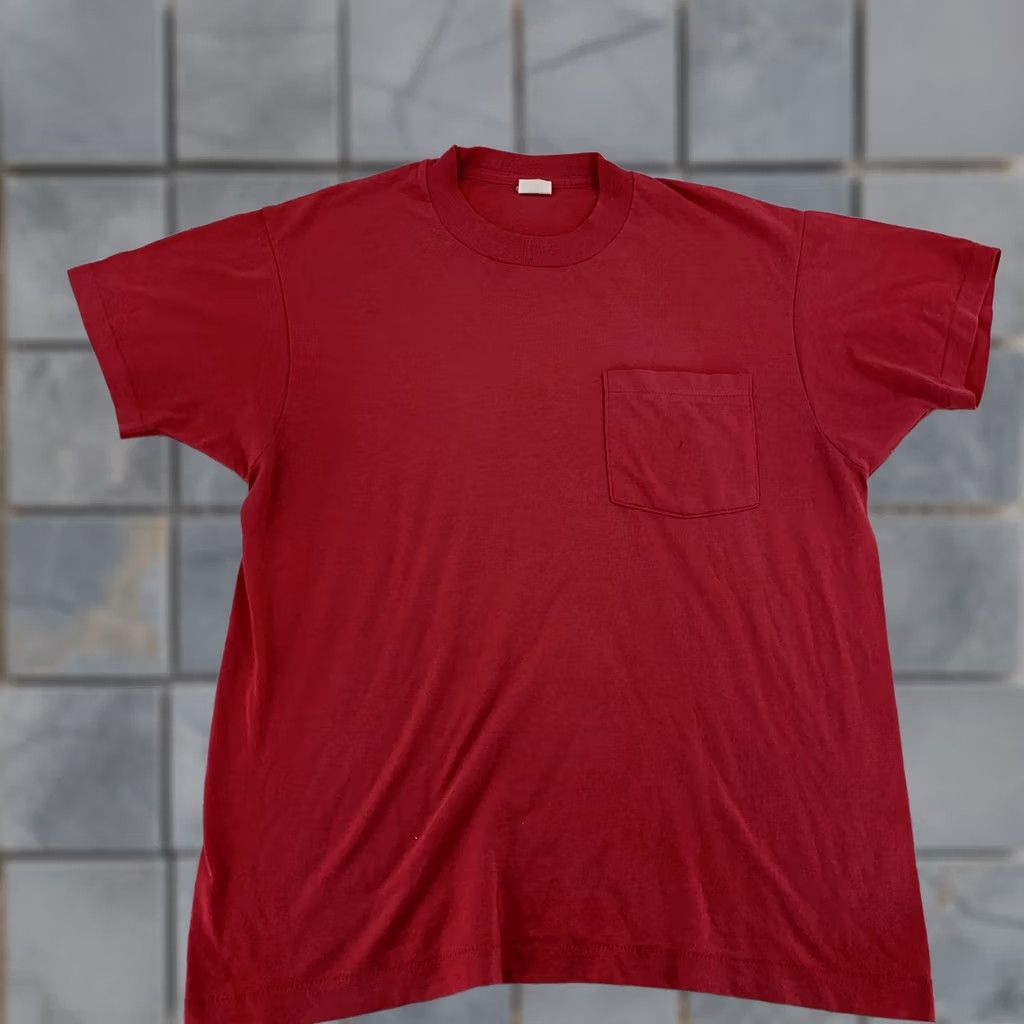 Fruit Of The Loom VINTAGE Fruit of the Loom Shirt Mens M Red T-Shirt Pocket 90s Classic Minimalist Size US M / EU 48-50 / 2 - 1 Thumbnail