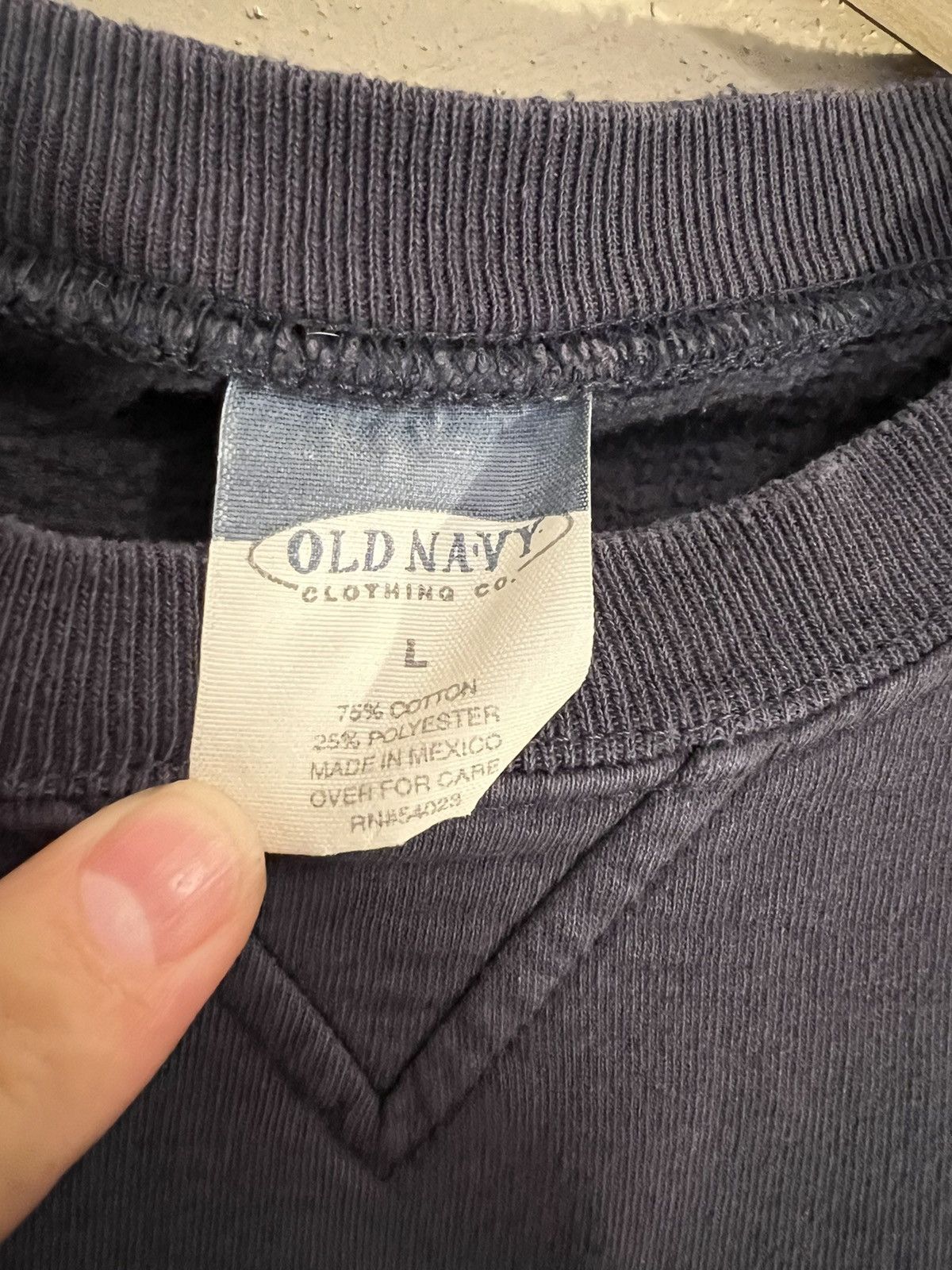 Old Navy Navy Vintage Old Navy Crewneck Size US L / EU 52-54 / 3 - 3 Thumbnail