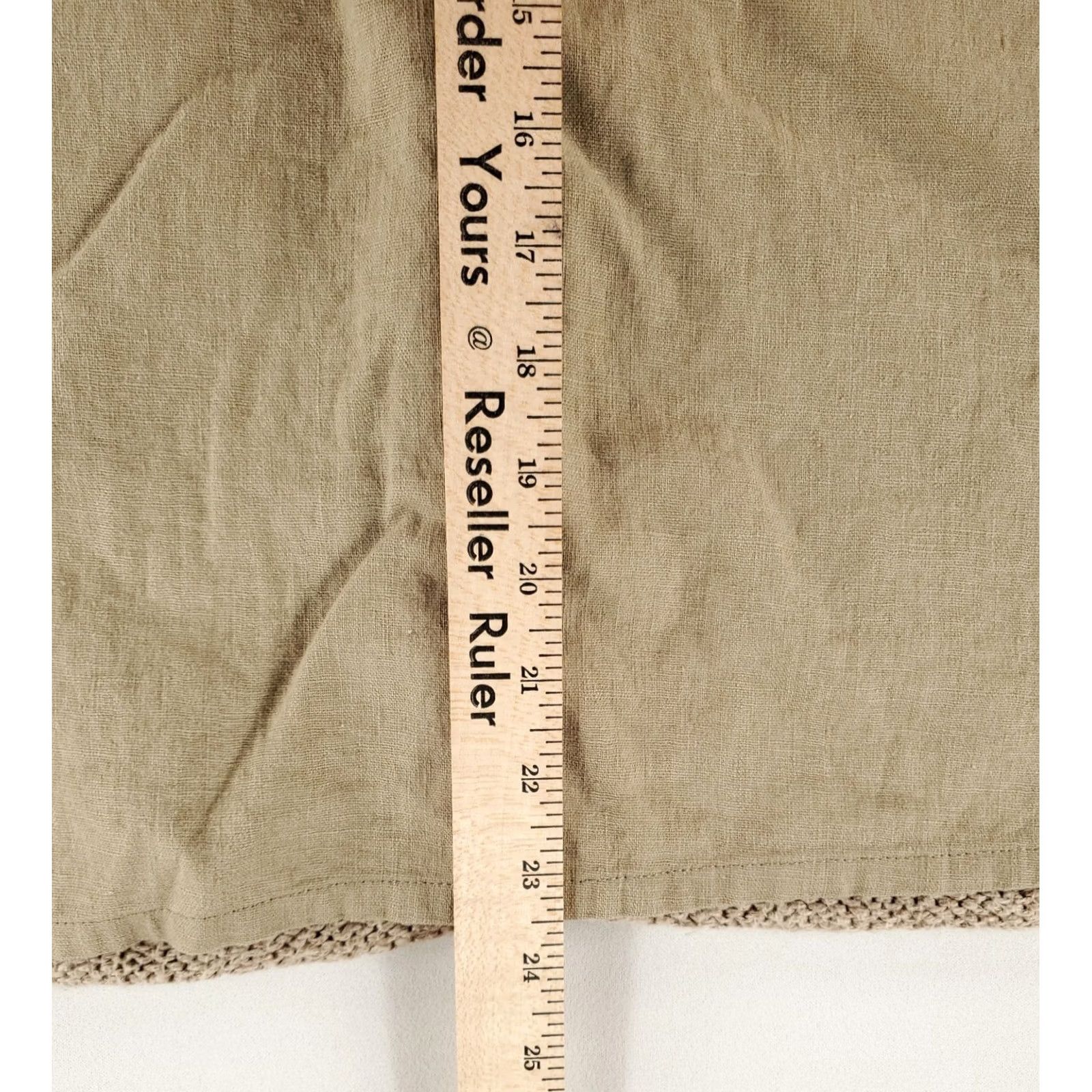 Gap GAP Cardigan Vest Linen Cotton Blend Tan Mens L Vest Mens L Tan Linen Cotton Blend Cardigan Vest GAP Clothing Men L Tan Size US L / EU 52-54 / 3 - 5 Thumbnail