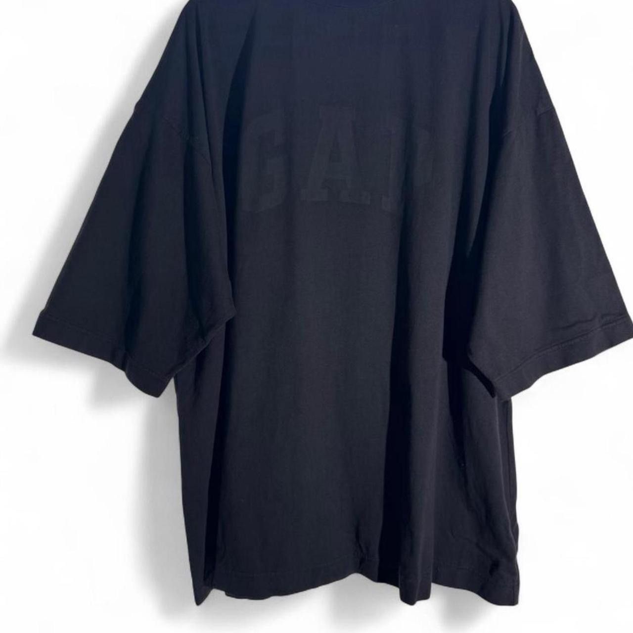 Balenciaga × Gap × Yeezy Yeezy Gap Balenciaga Dove 3/4 Tee Black Size US S / EU 44-46 / 1 - 5 Thumbnail