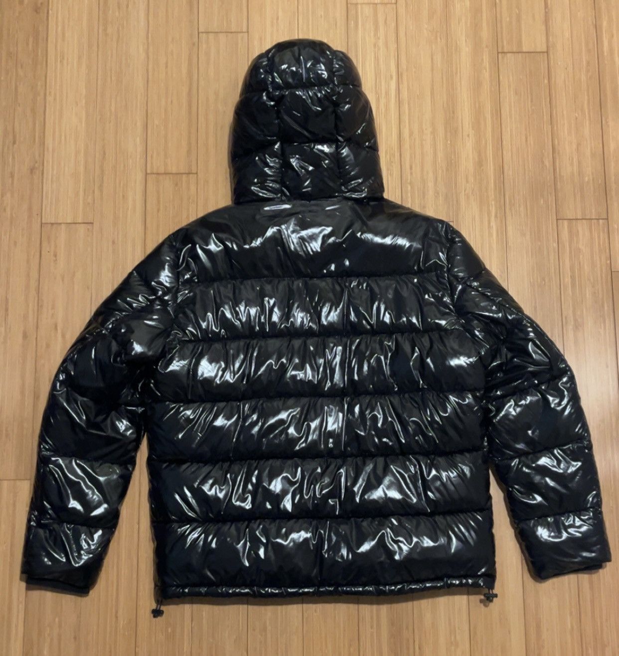 Calvin Klein Calvin Klein Men's High Shine Hooded Puffer Jacket Size L Size US L / EU 52-54 / 3 - 5 Thumbnail
