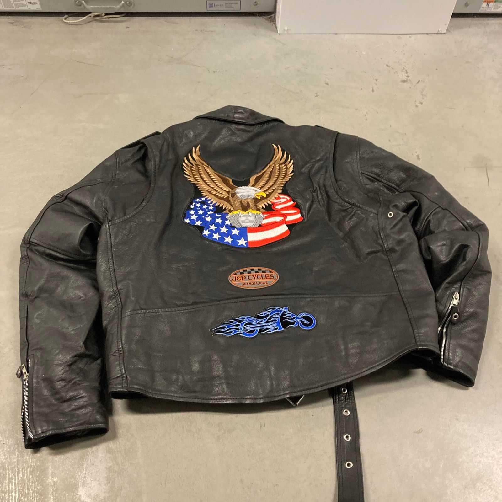 Vintage Vintage bald eagle leather jacket Size US XXL / EU 58 / 5 - 2 Thumbnail