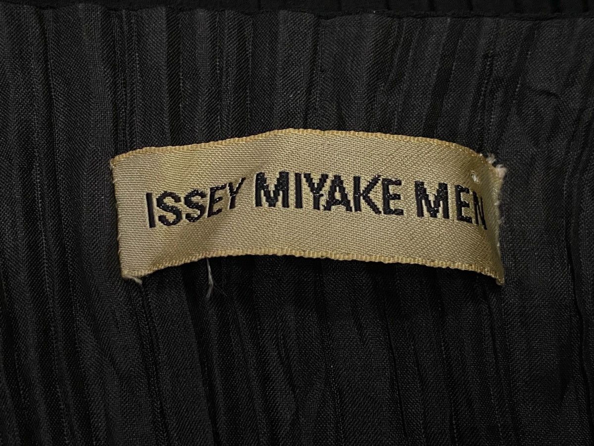 Issey Miyake 🔥Issey Miyake Men Pleated Button Ups Vest Size US M / EU 48-50 / 2 - 14 Thumbnail