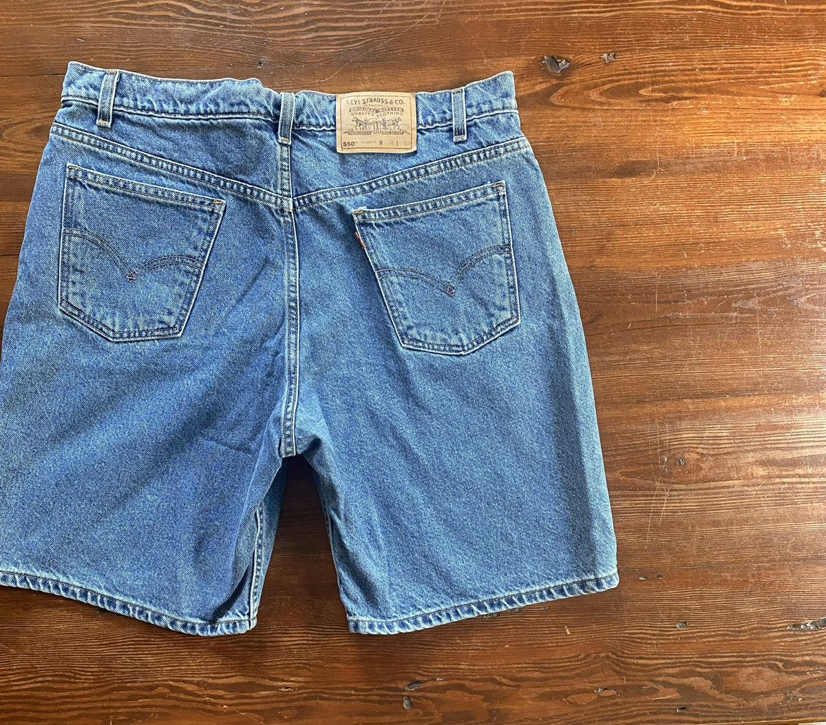 Levi's × Vintage Vintage ‘96 Levi’s 550 Orange Tab Relaxed Fit Jean Shorts Size US 37 - 1 Thumbnail