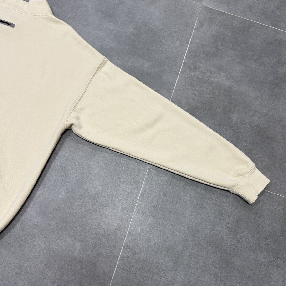 Fear of God Fear of God Essentials Pullover Mock Neck Fleece Sweatshirt Size US XL / EU 56 / 4 - 21 Thumbnail