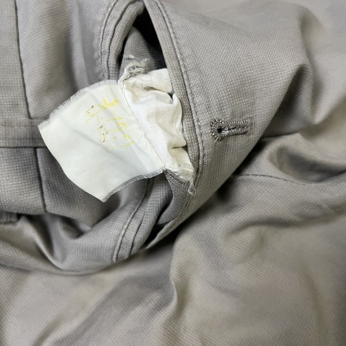 Yves Saint Laurent 2000s Yves Saint Laurent Pleated Trousers – Classic Designer Size US 34 / EU 50 - 11 Thumbnail