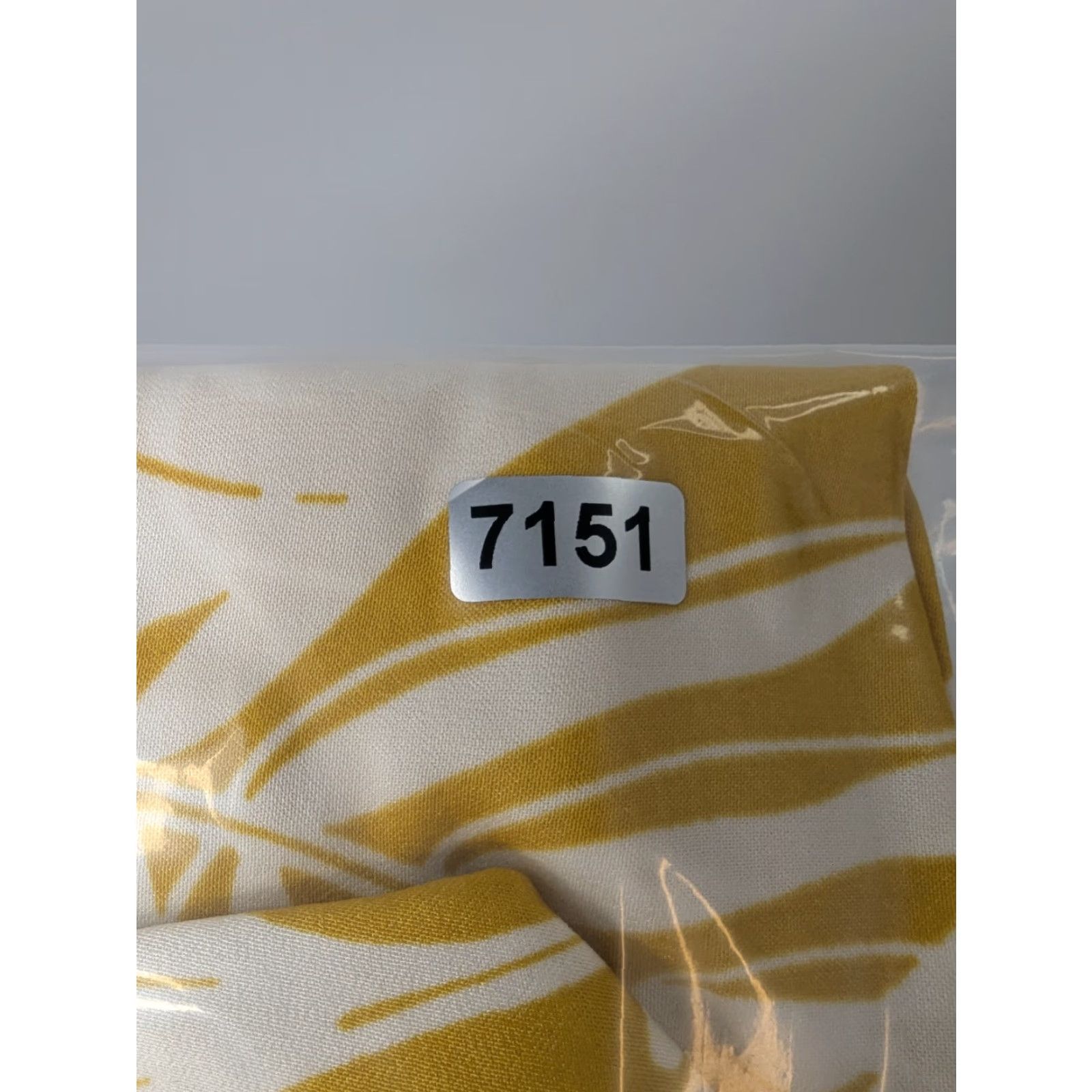 Joie JOIE Yellow Floral Sleeveless Blouse Top Medium - Tropical Button Front Collared Shirt Women's夏? Size M / US 6-8 / IT 42-44 - 8 Thumbnail