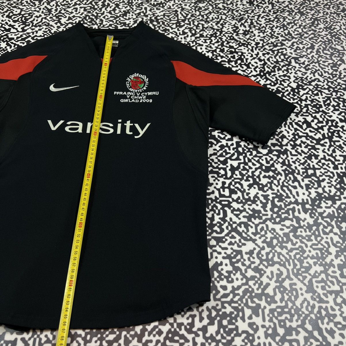 Nike Vintage Y2K Wales 10 Michalak Rugby Jersey Size US L / EU 52-54 / 3 - 20 Thumbnail