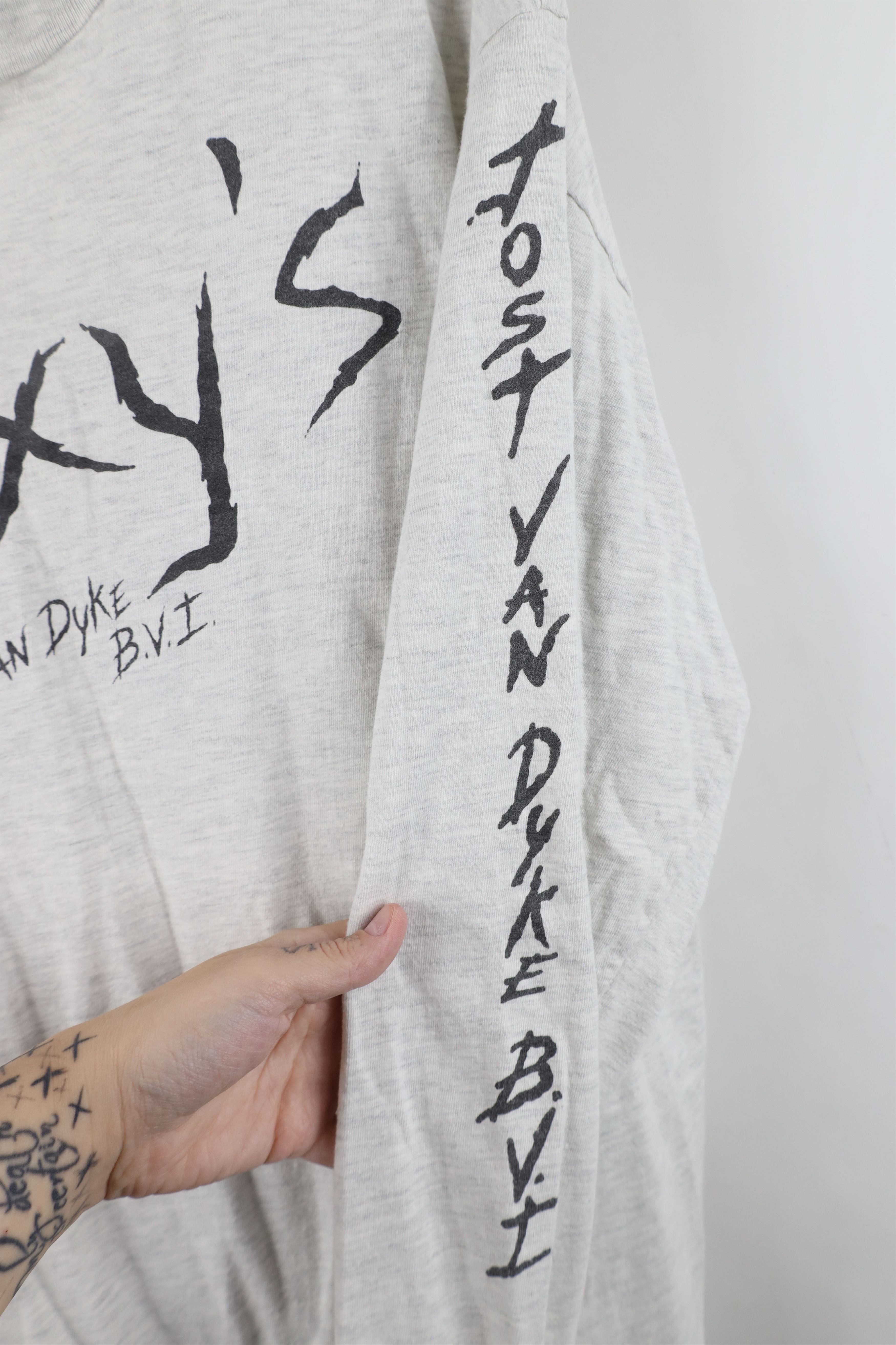 Vintage Vintage 90s Foxys Jost Van Dyke Virgin Long Sleeve T-Shirt Size US XL / EU 56 / 4 - 5 Thumbnail