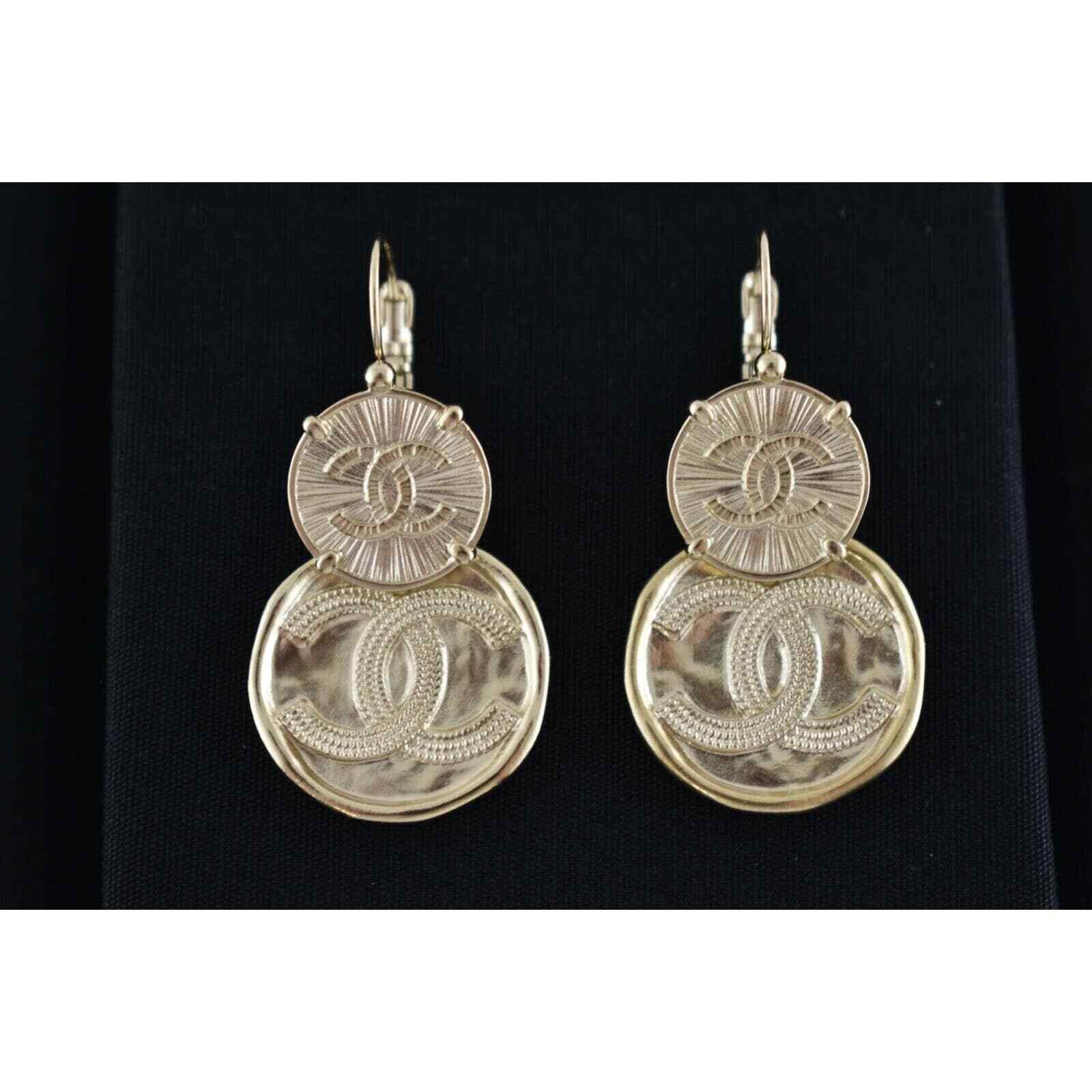 Chanel Chanel Gold Logo Circle Dangle Drop Statement Hoop Earrings Size ONE SIZE - 5 Thumbnail