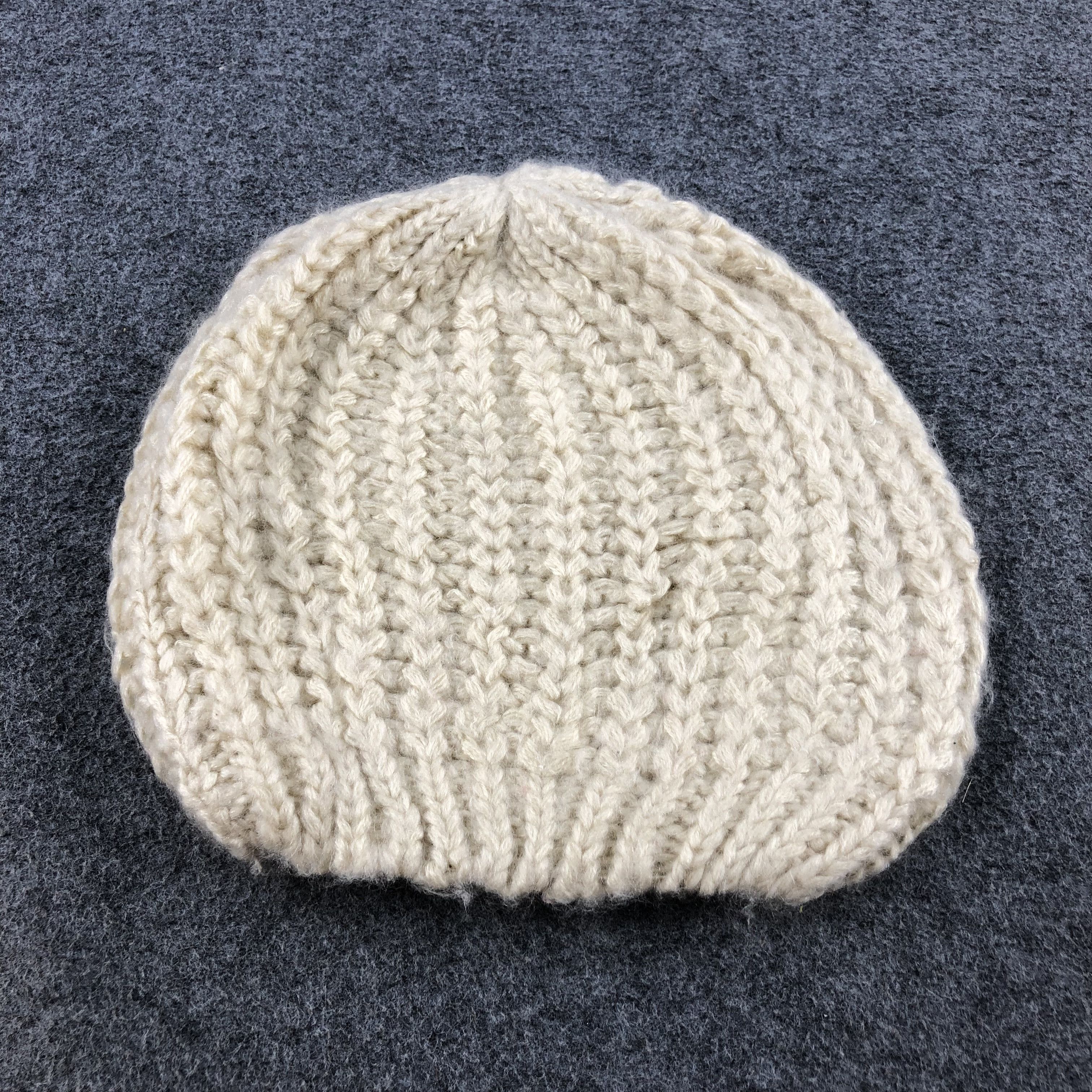 Vintage Unknown Knitted Beanie Snowcap Snow Hat B212 Size ONE SIZE - 3 Thumbnail