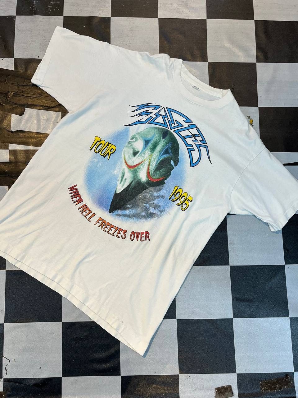 Vintage RARE VINTAGE THE EAGLES 1995 TOUR Size US XL / EU 56 / 4 - 3 Thumbnail