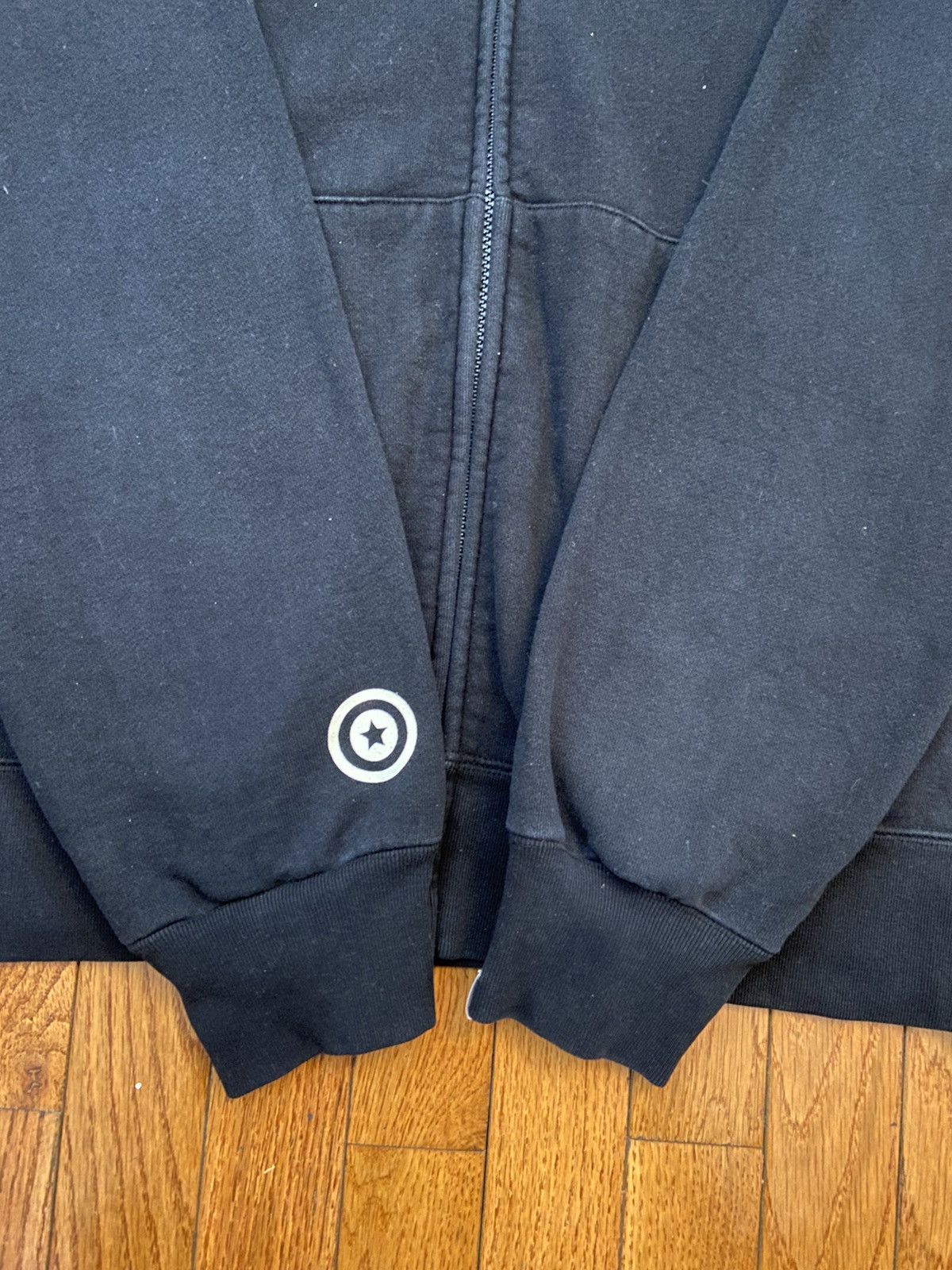 Nigo BAPE Shark Full Zip Up Glow In The Dark Size US XXL / EU 58 / 5 - 7 Thumbnail