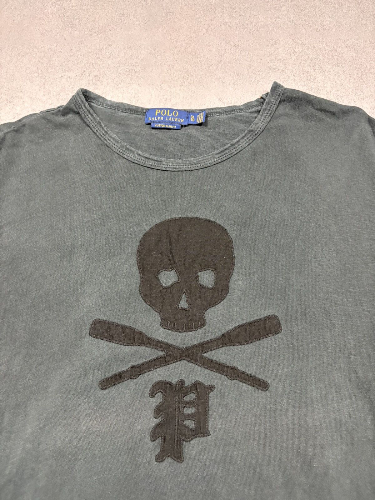 Polo Ralph Lauren Polo Ralph Lauren Avant Garde Skull Crossed Bats Y2K Tee XL Size US XL / EU 56 / 4 - 8 Thumbnail