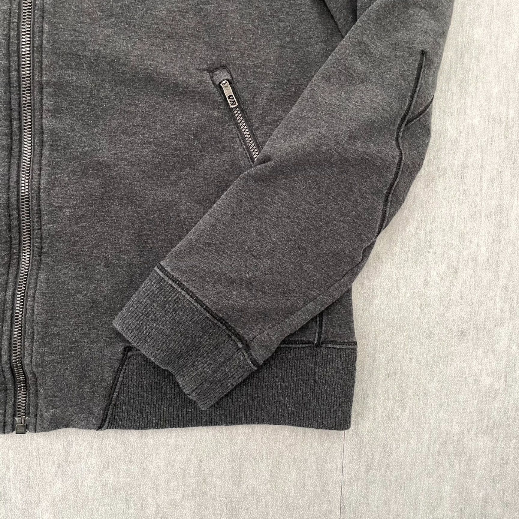 Lululemon VINTAGE Lululemon Hoodie Adult Medium Gray Full Zip Pockets Sports & Outdoor Mens M Size US M / EU 48-50 / 2 - 4 Thumbnail