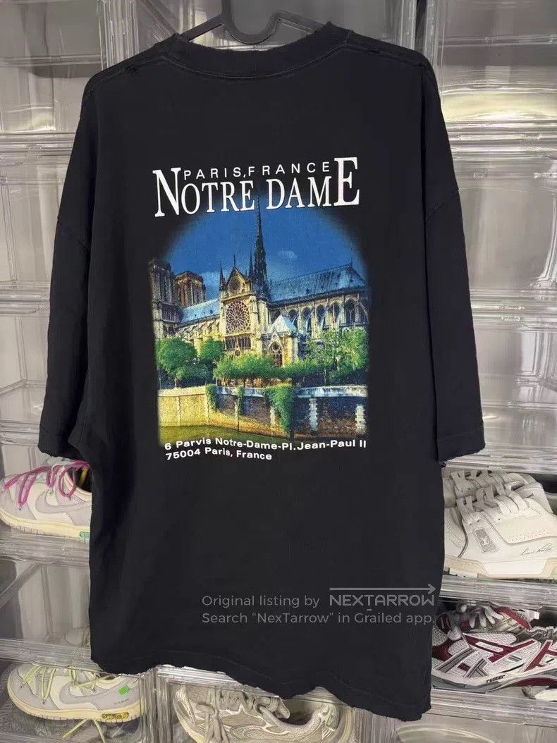 Balenciaga Balenciaga Madonna Short Sleeve Size US XXS / EU 40 - 4 Thumbnail