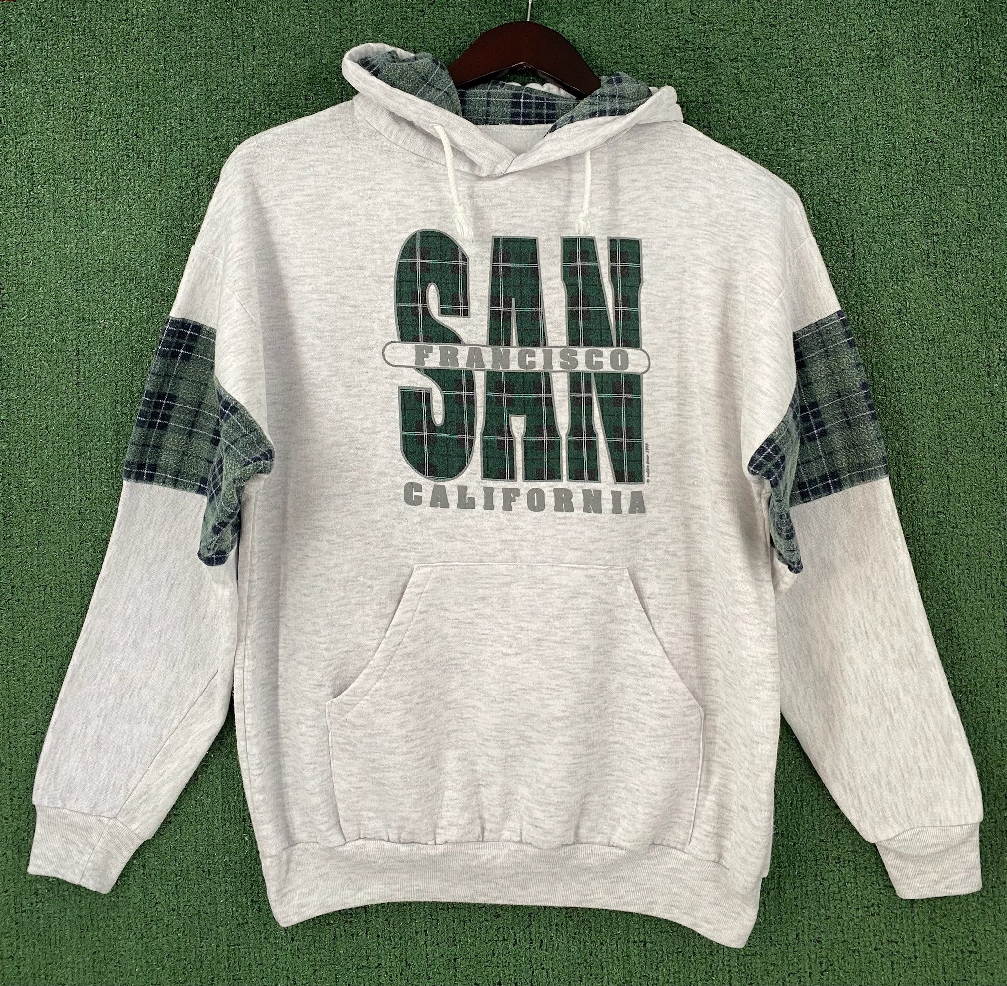 Vintage 90’s San Francisco California Grey & Plaid Hoodie Large Size US L / EU 52-54 / 3 - 7 Thumbnail