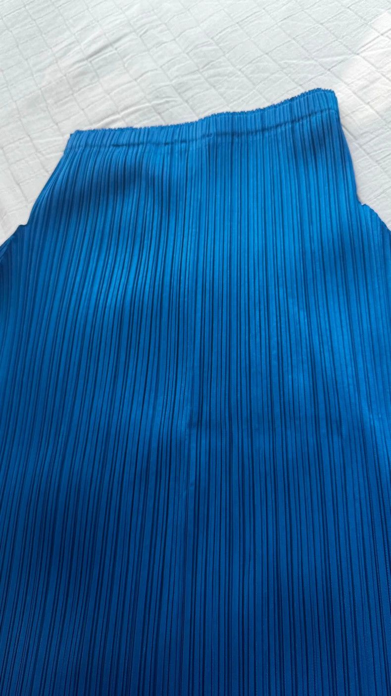 Issey Miyake Issey Miyake size:3 Blue pleated skirt Size 42" / US 20 - 2 Thumbnail