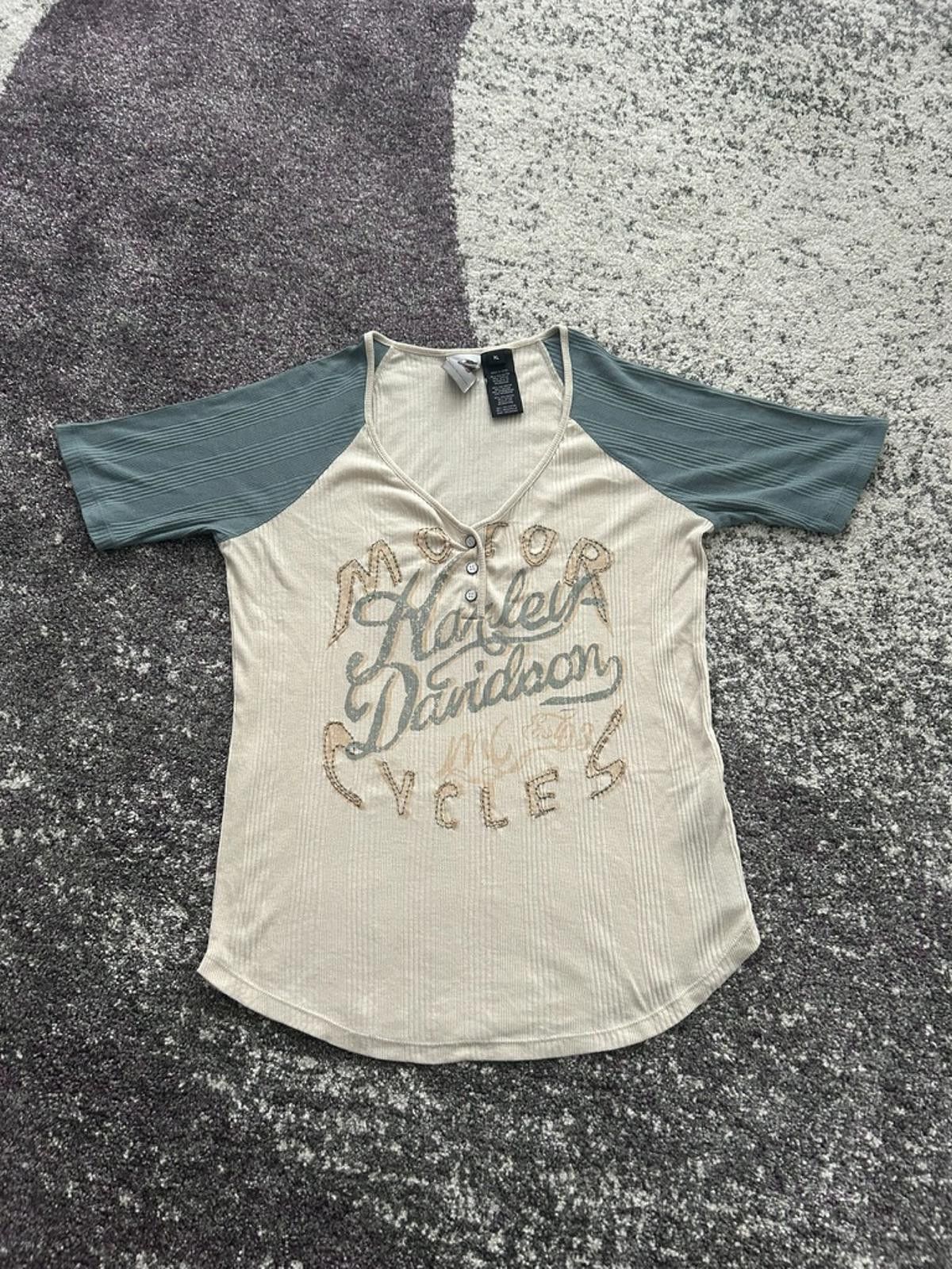 Harley Davidson Harley Davidson Women's Short Sleeve Buttoned Raglan Shirt Size XL / US 12-14 / IT 48-50 - 1 Thumbnail