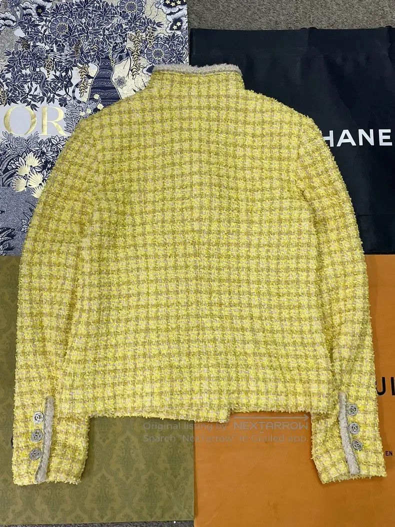Chanel Chanel Yellow stand-up collar diamond button jacket Size XS / US 0-2 / IT 36-38 - 3 Thumbnail
