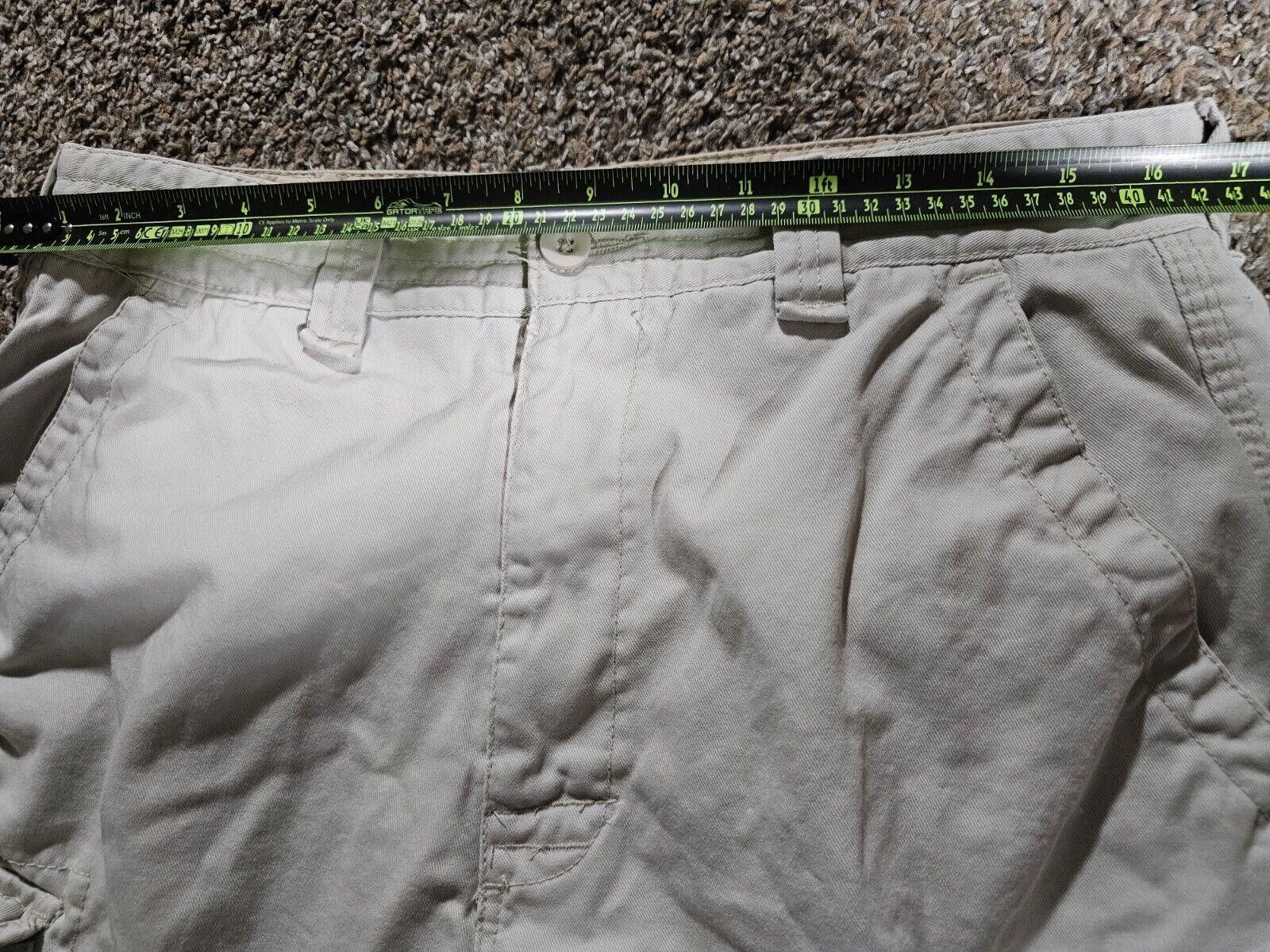 Consensus Sportswear Consensus Authentic Heritage cargo shorts 34 Ivory Khaki Size US 34 / EU 50 - 6 Thumbnail