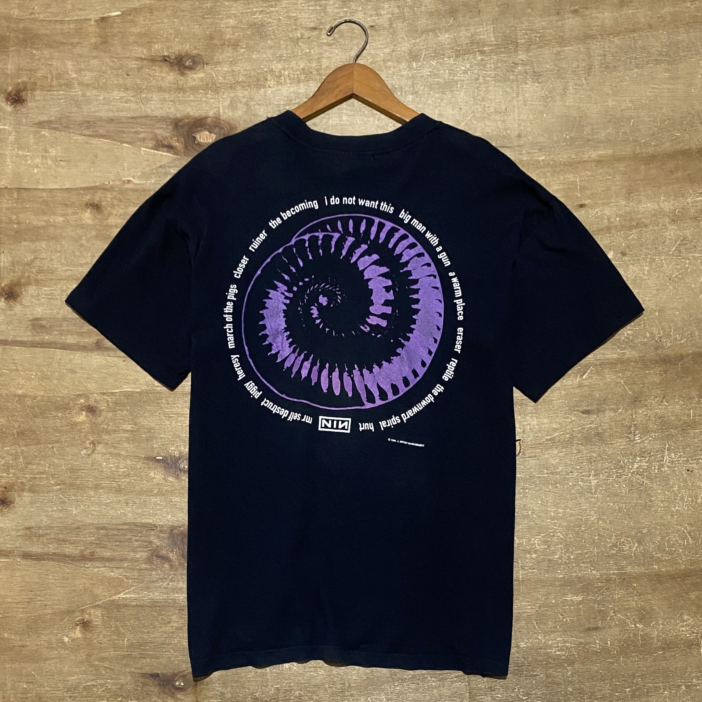 Band Tees Vtg 1994 Nine Inch Nails Downward Spiral T-Shirt Size US L / EU 52-54 / 3 - 1 Thumbnail
