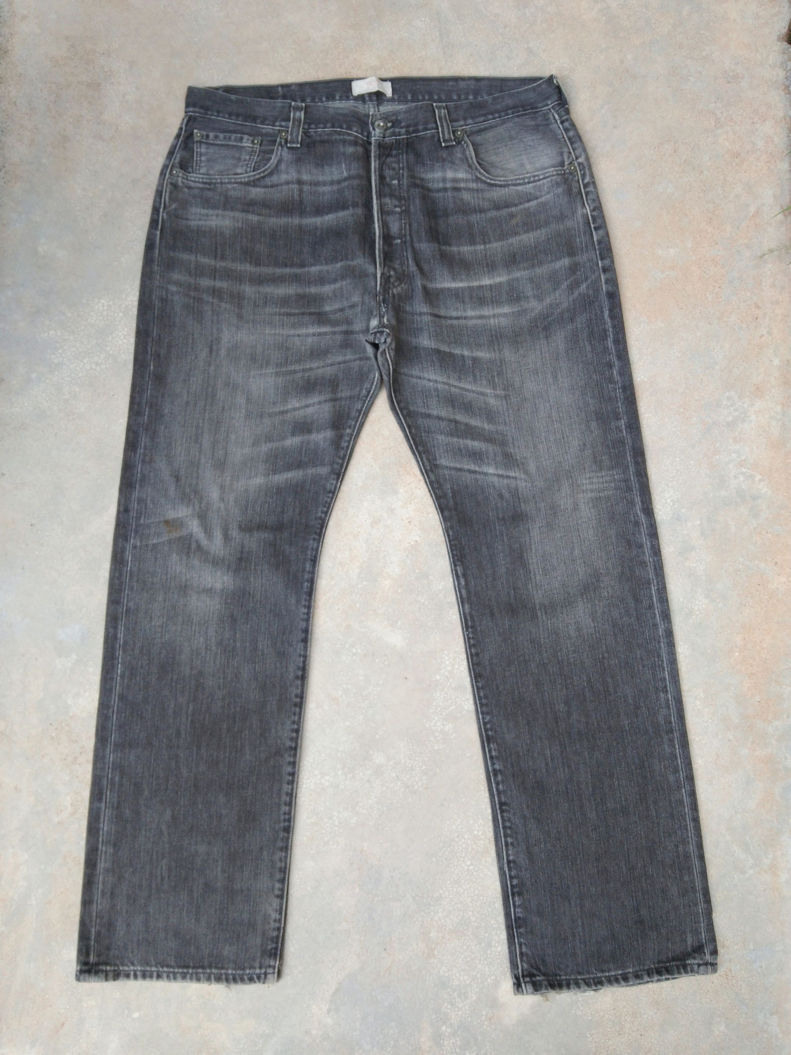 Levi's Vintage Levi's 501 Grey Straight Leg Distressed Jeans 38x32 Size US 38 / EU 54 - 1 Thumbnail