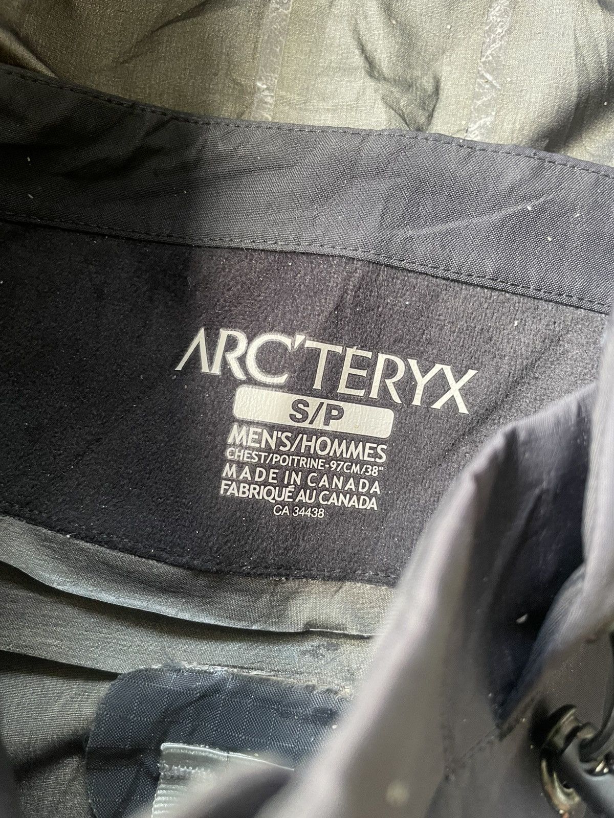 Arc'teryx Arc’teryx GORE-TEX Hooded Windbreaker – Made in Canada DE Size US S / EU 44-46 / 1 - 17 Thumbnail