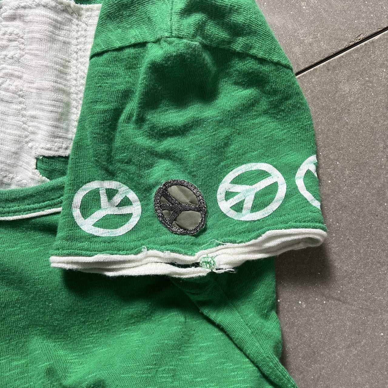 Japanese Brand Jeffy Sour Japanese Brand Peace Sign T-shirt Size S / US 4 / IT 40 - 9 Thumbnail