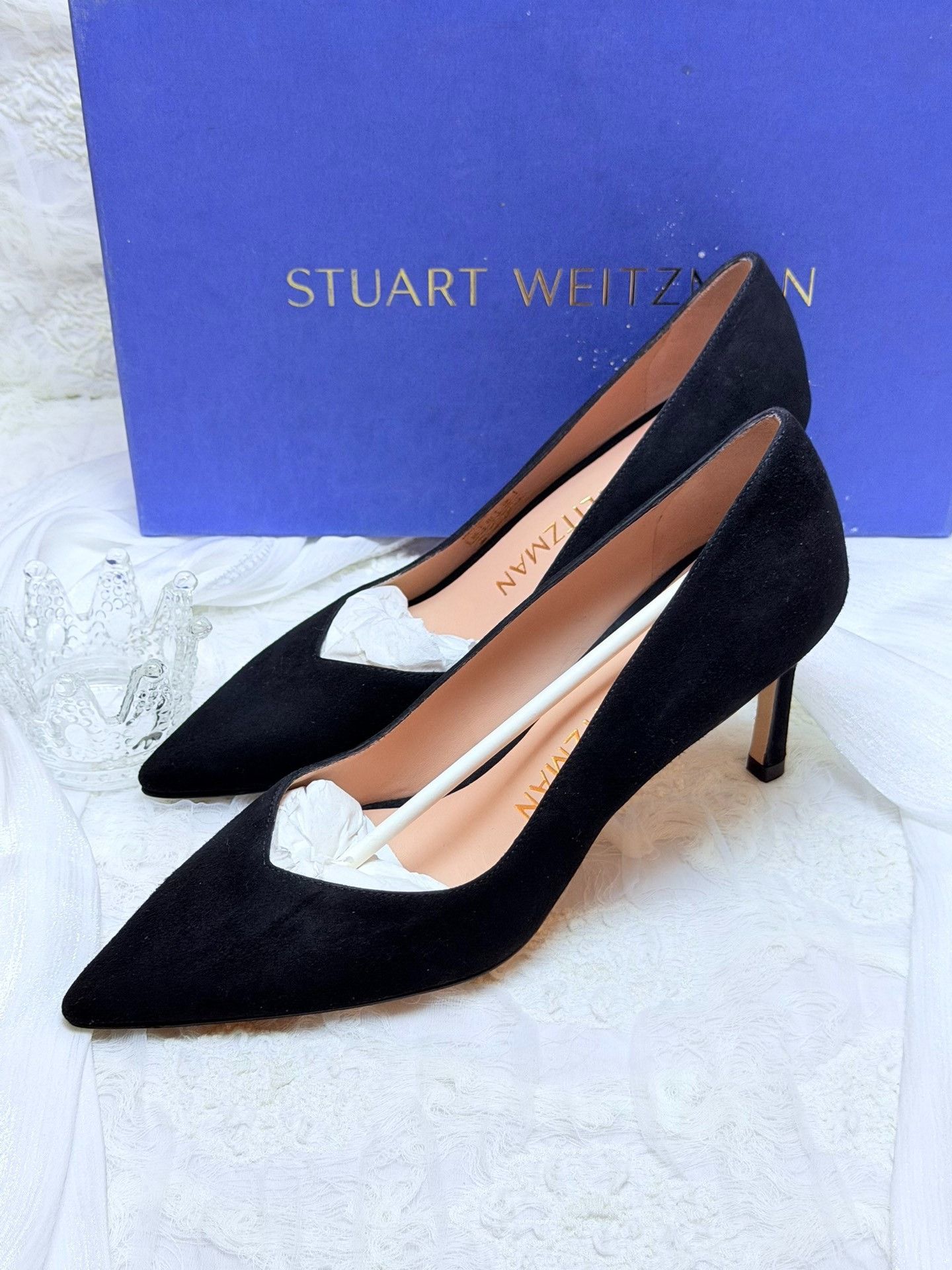 Stuart Weitzman Stuart Weitzman Suede Black Lowtop Sneakers us_6-5 Women Size US 6.5 / IT 36.5 - 1 Thumbnail