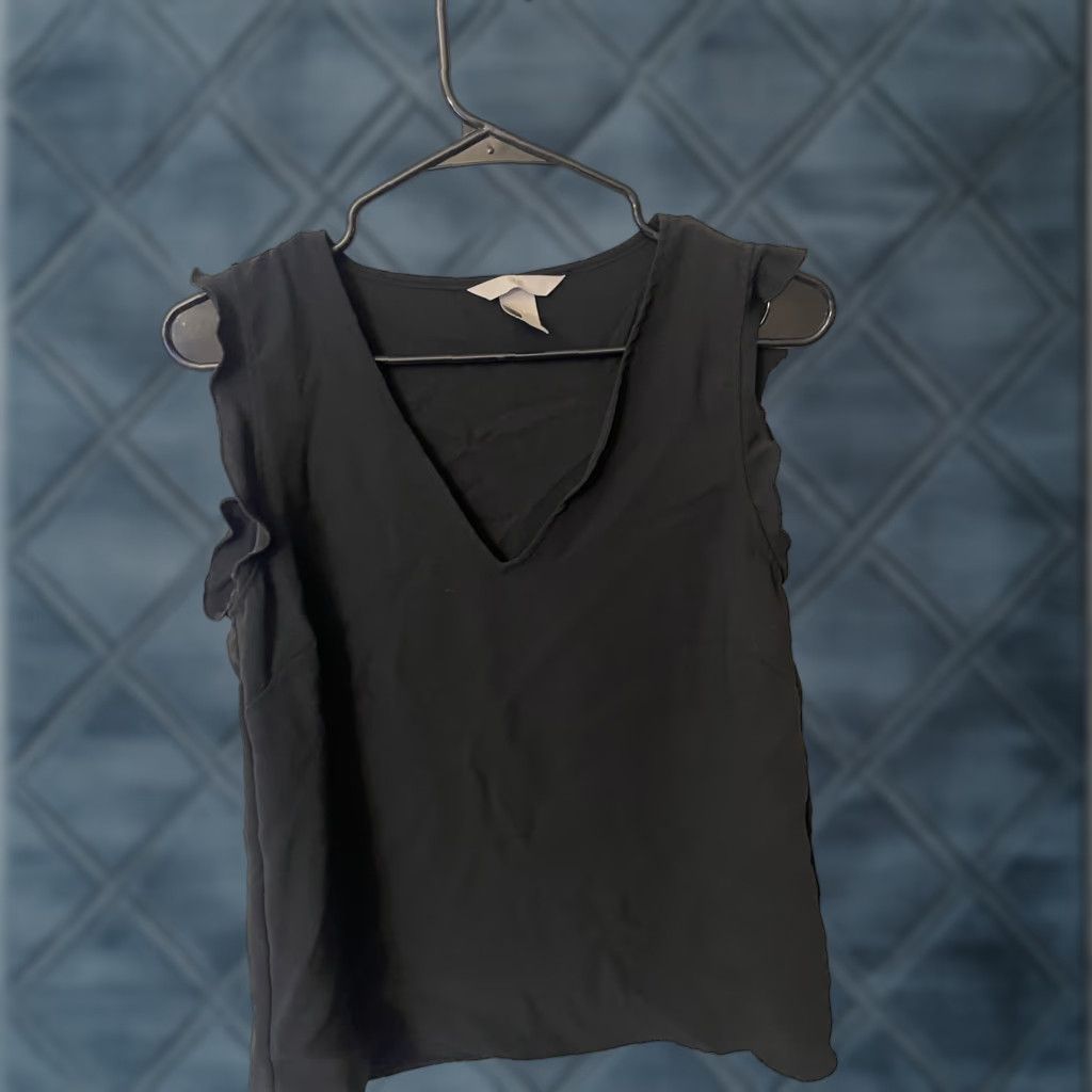 H&M H&M Blouse Shirt Women V Neck Black Ruffle Sleeve Size 4 Bohemian Classic Lightweight Sheer Chiffon Size S / US 4 / IT 40 - 1 Thumbnail