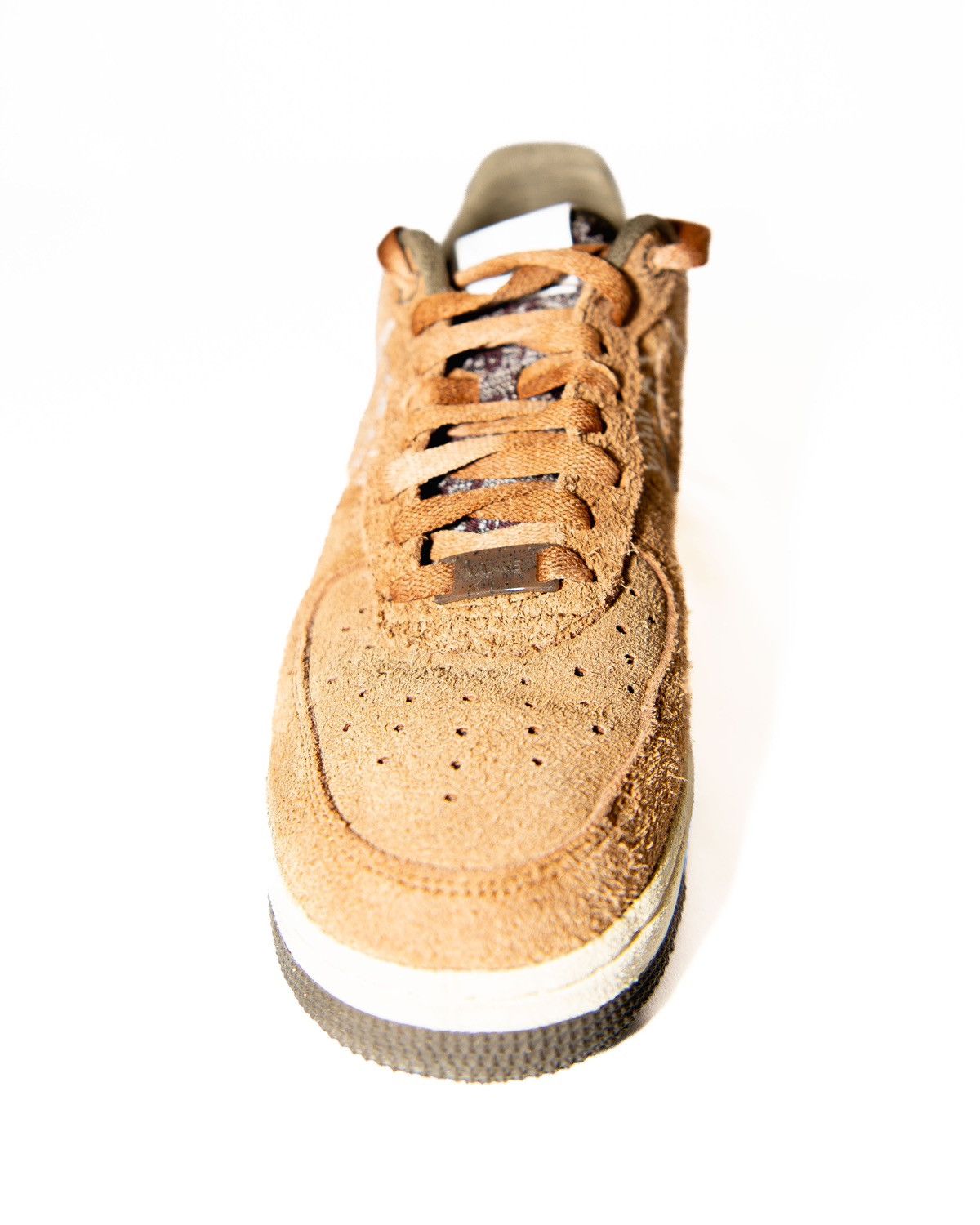 Nike Nike Air Force 1 Low ‘07 PRM NAI-KE Brown Size US 10 / EU 43 - 6 Thumbnail