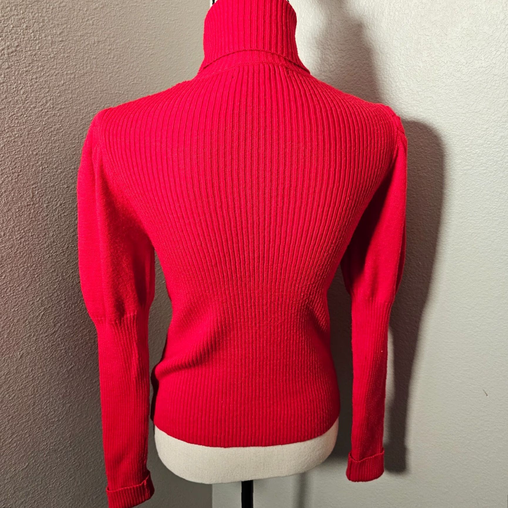 Forever 21 FOREVER 21 Turtleneck Red Long Sleeve Cotton Knit Pullover Sweater Women M Casual Size M / US 6-8 / IT 42-44 - 3 Thumbnail