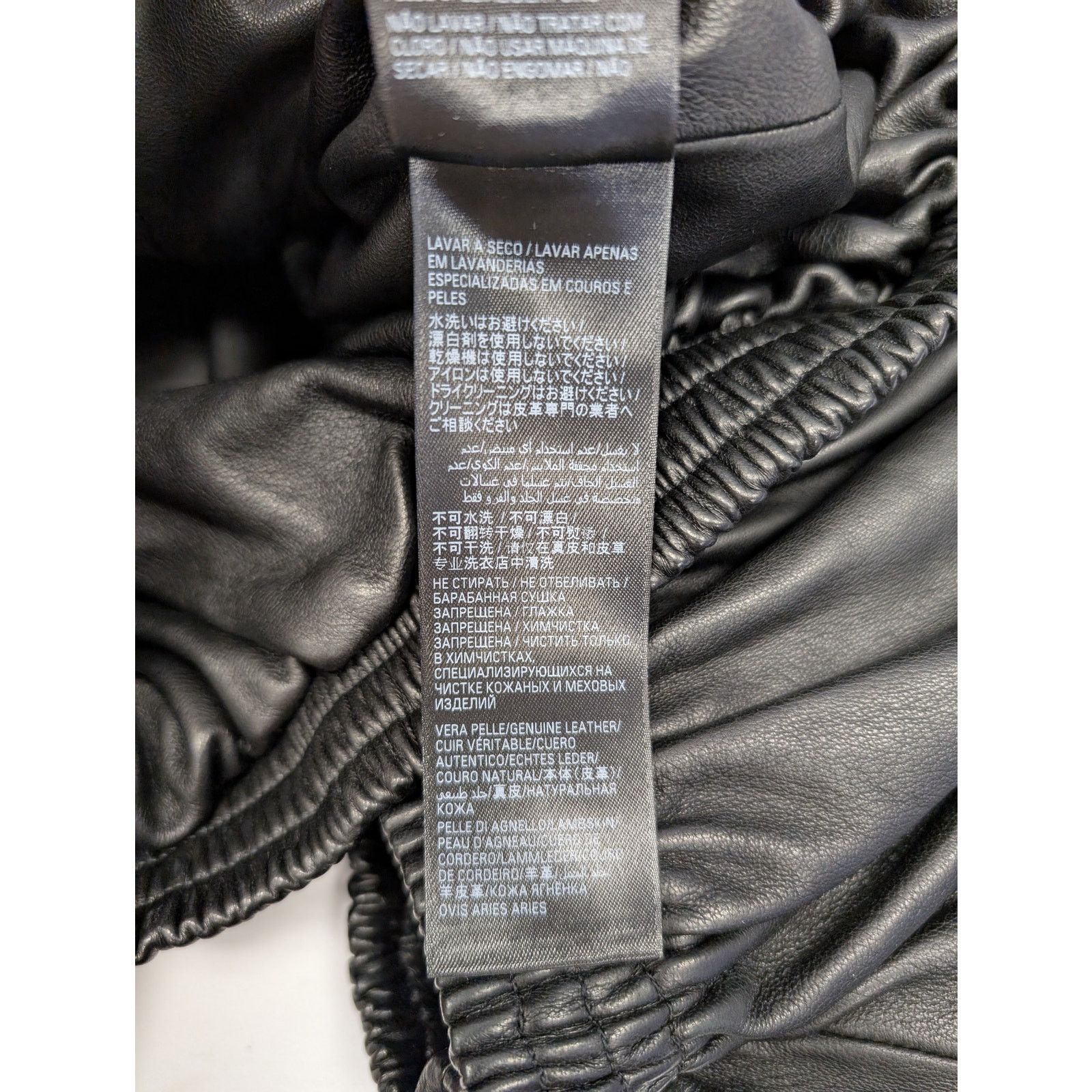 Balenciaga o1rshd1 Leather Down Jacket in Black Size US L / EU 52-54 / 3 - 16 Thumbnail