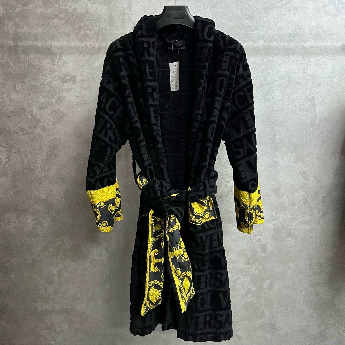 Versace Versace Black Cotton Belted Bathrobe Size US S / EU 44-46 / 1 - 1 Thumbnail
