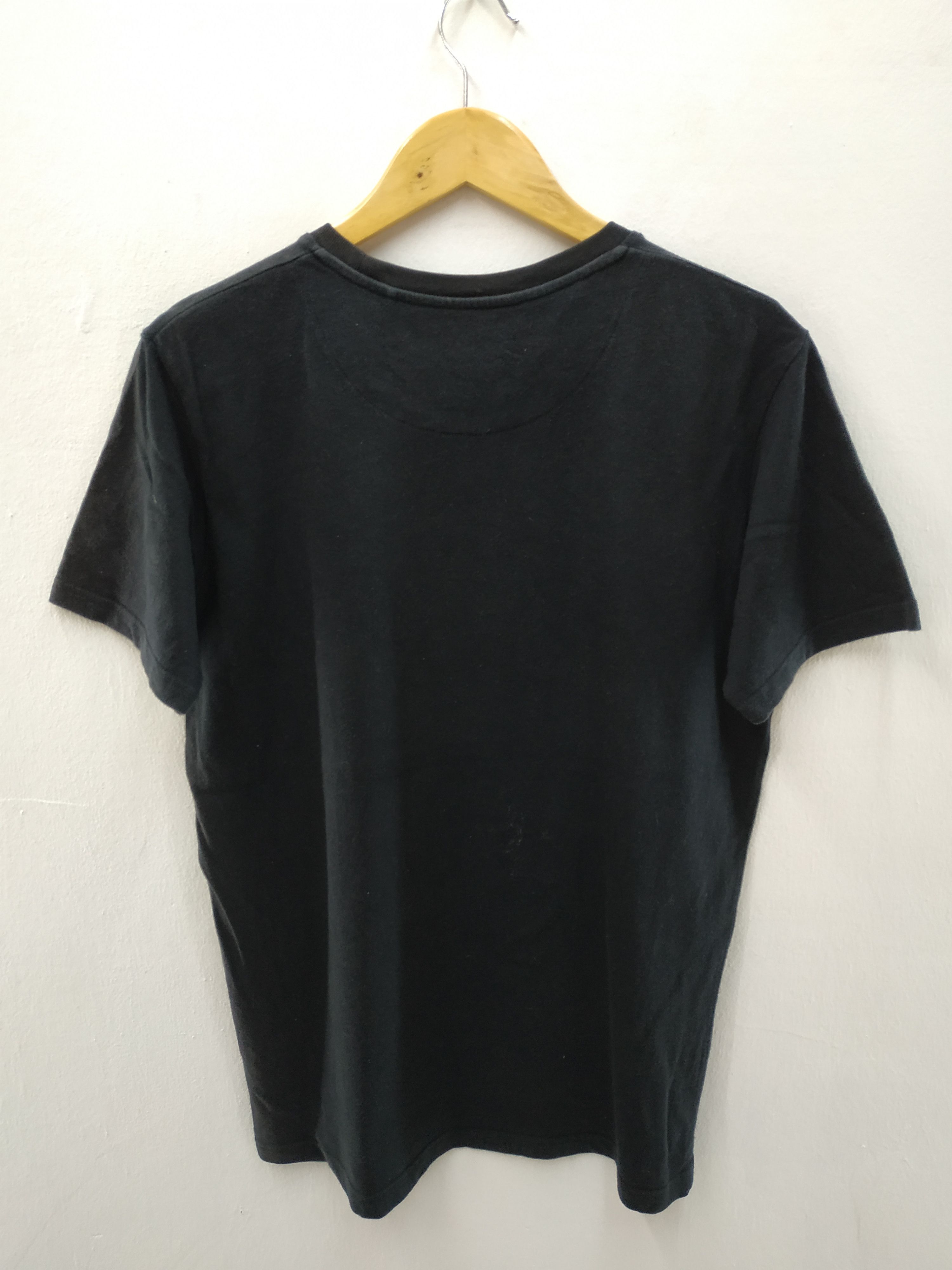 Anime Anime Ghost In The Shell Arise X Uniqlo T-Shirt Size US M / EU 48-50 / 2 - 5 Thumbnail