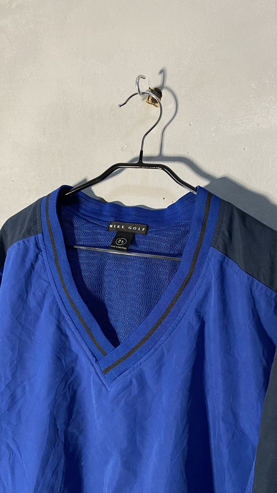 Nike 90's NIKE GOLF SWOOSH LOGO NYLON Y2K RETRO V-NECK CREWNECK Size US XL / EU 56 / 4 - 5 Thumbnail