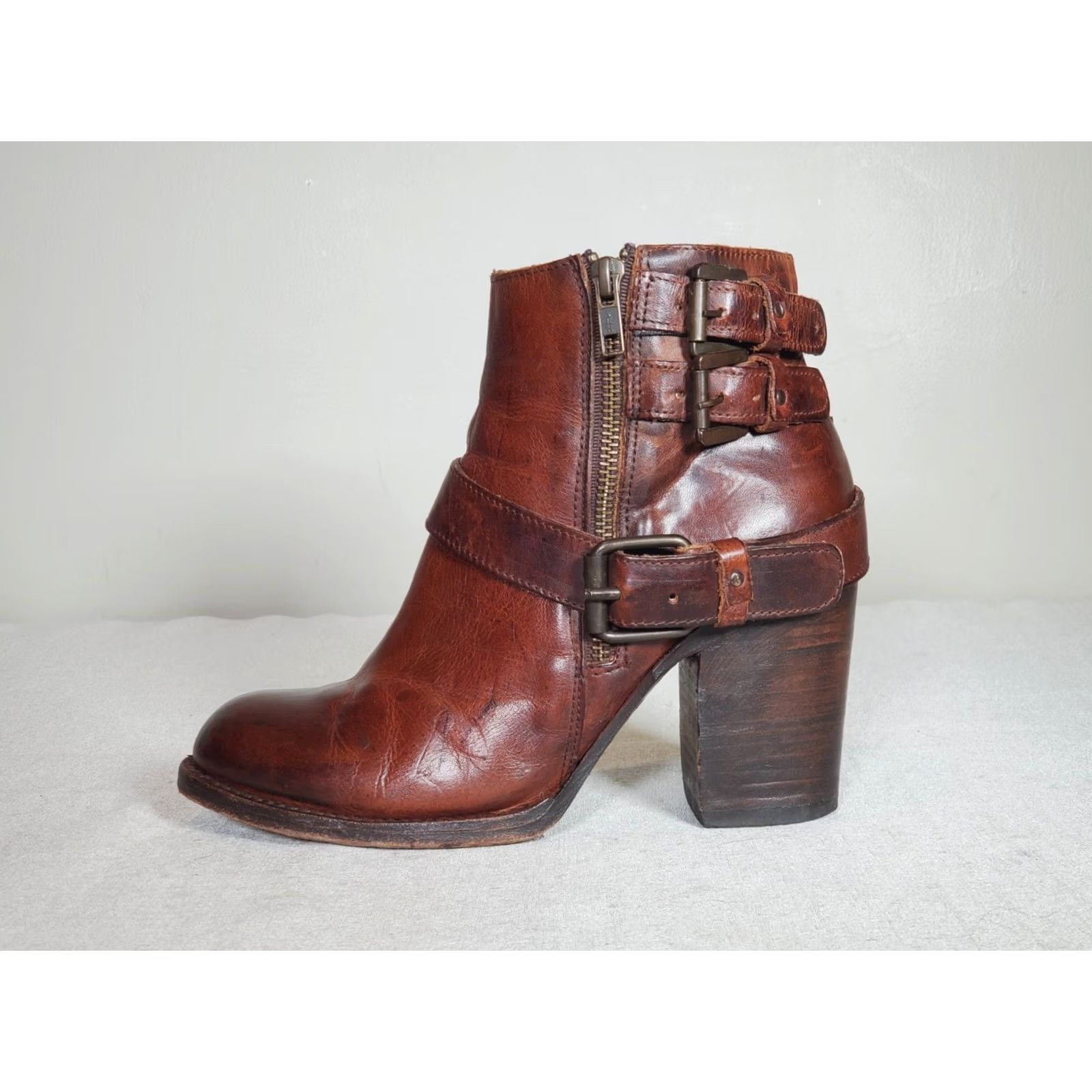 FREEBIRD Freebird by Steven BOLO Ankle Boots Distressed Cognac Brown Leather Women US 8 Bootie Casual Size US 8 / IT 38 - 5 Thumbnail