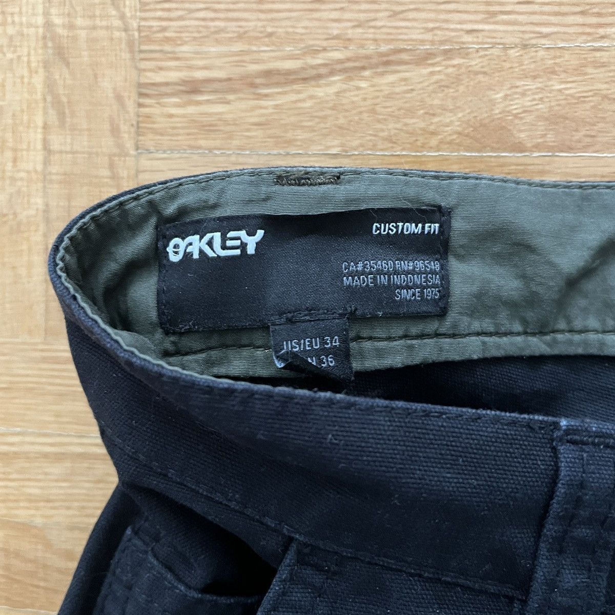 Oakley Oakley carpenter work hiking style pants. Size US 34 / EU 50 - 5 Thumbnail