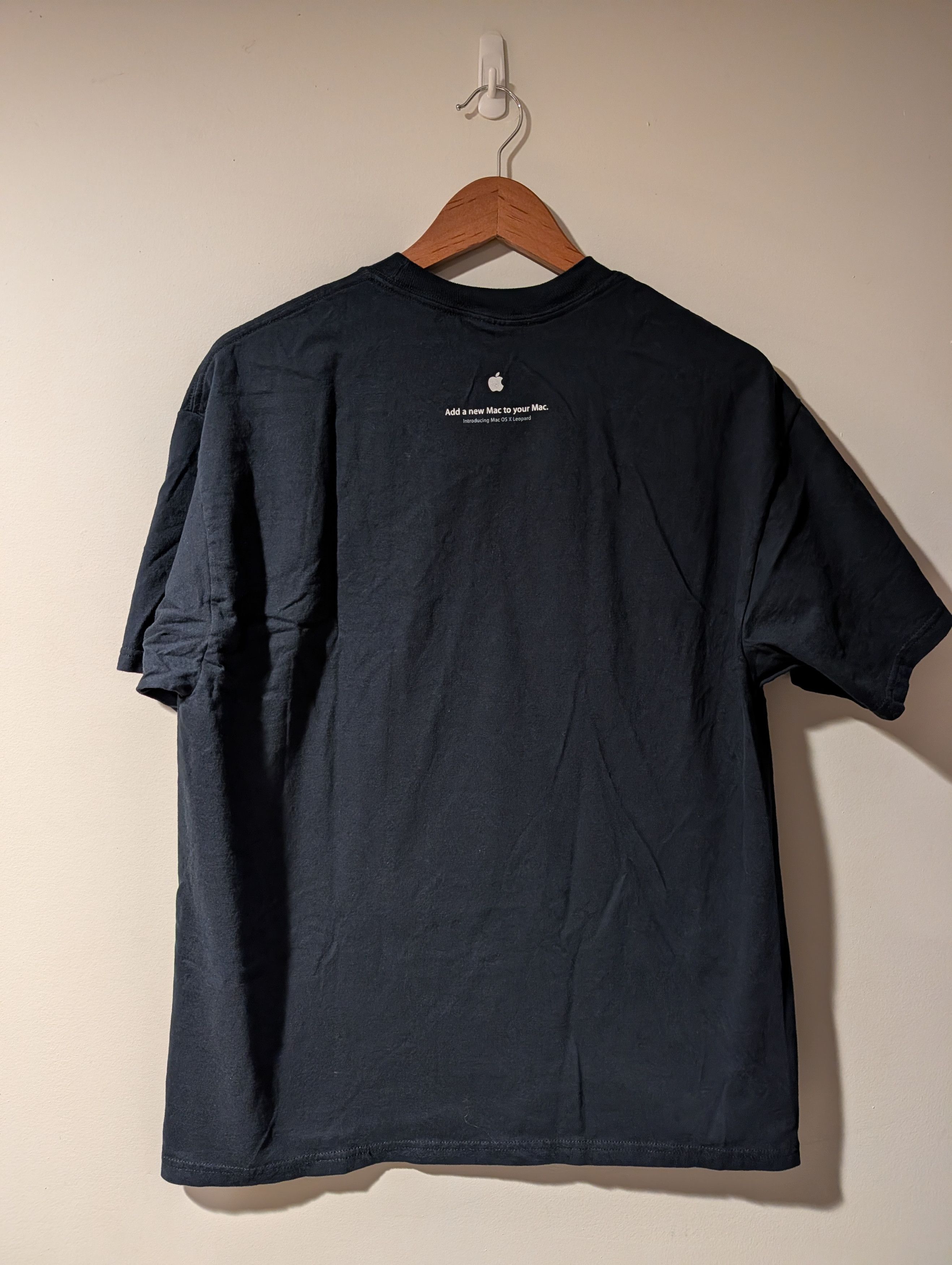 Apple Vintage 2007 Apple Mac OS X Leopard Double Sided T-Shirt Size US L / EU 52-54 / 3 - 4 Thumbnail