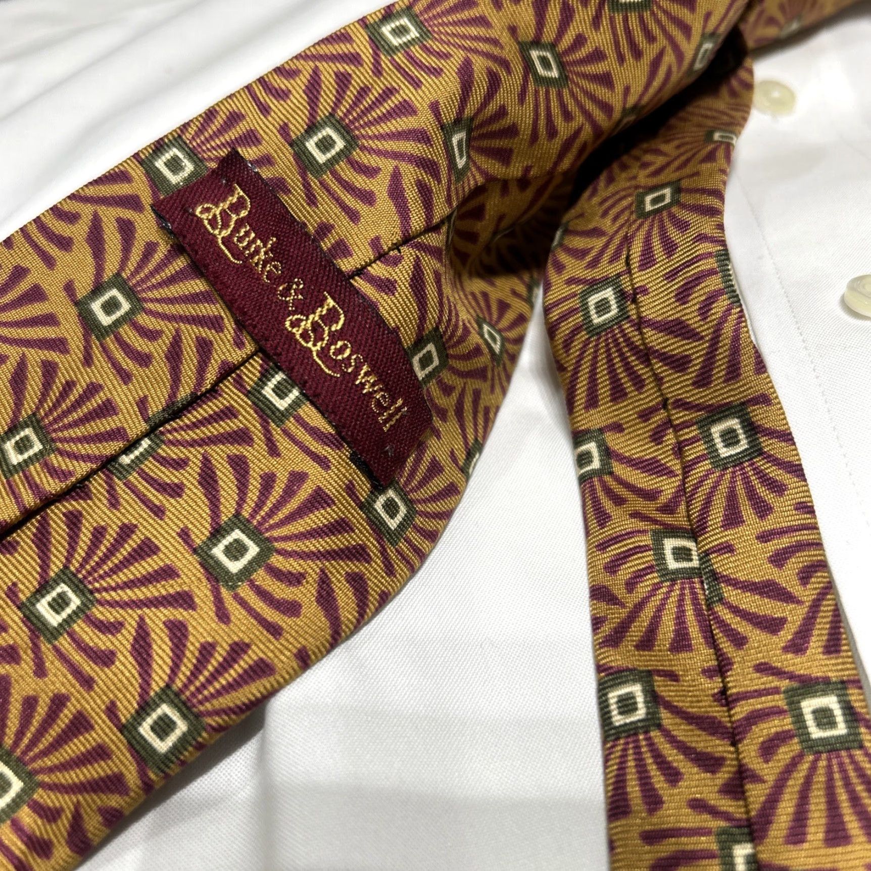 Vintage VINTAGE Burke & Boswell Silk Tie Mens Abstract Geometric Necktie Made in Canada 3.75"W Size ONE SIZE - 4 Thumbnail