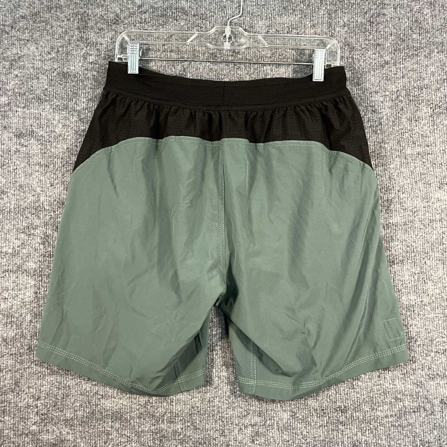 Vuori Vuori Men’s Lined 8” Shorts Training Gym Activewear M Teal Black Multicolor Athletic Mens Size US 31 - 7 Thumbnail