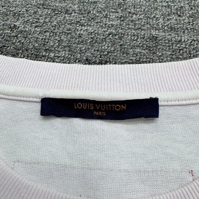 Louis Vuitton Louis Vuitton Pink Pocket Short Sleeve Size US S / EU 44-46 / 1 - 2 Thumbnail