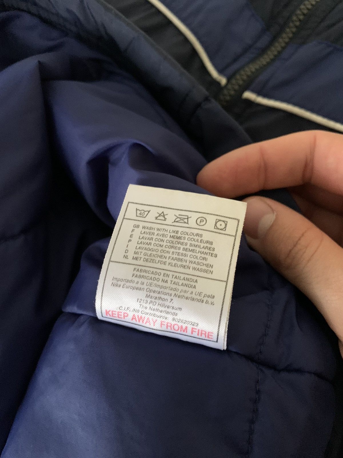 Nike × Vintage Vintage Nike Y2K jacket Size US L / EU 52-54 / 3 - 20 Thumbnail