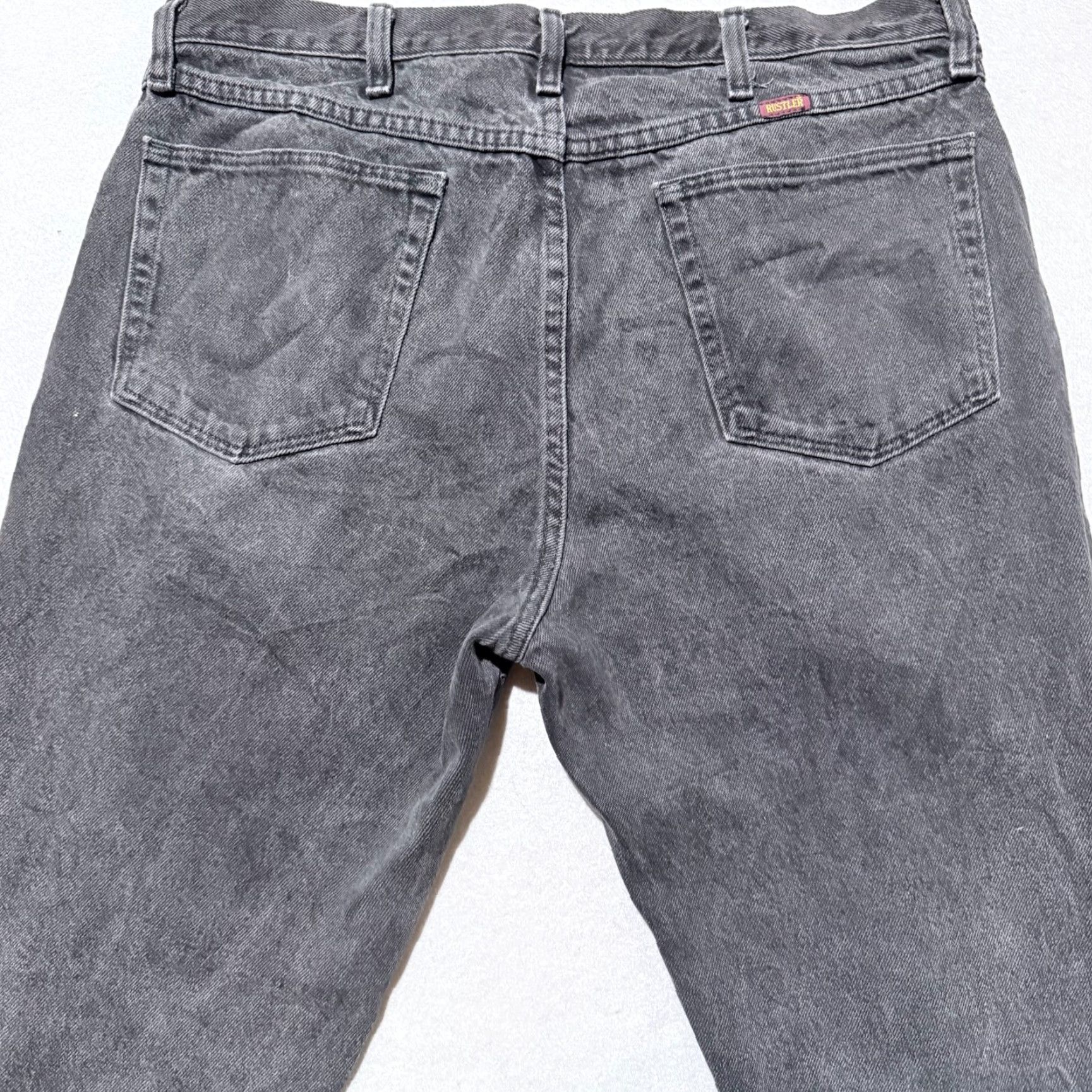 Wrangler Wrangler Rustler Jeans Men Gray Denim Mid-Rise Straight Type: Jeans 36x30 Classic Size US 36 / EU 52 - 3 Thumbnail