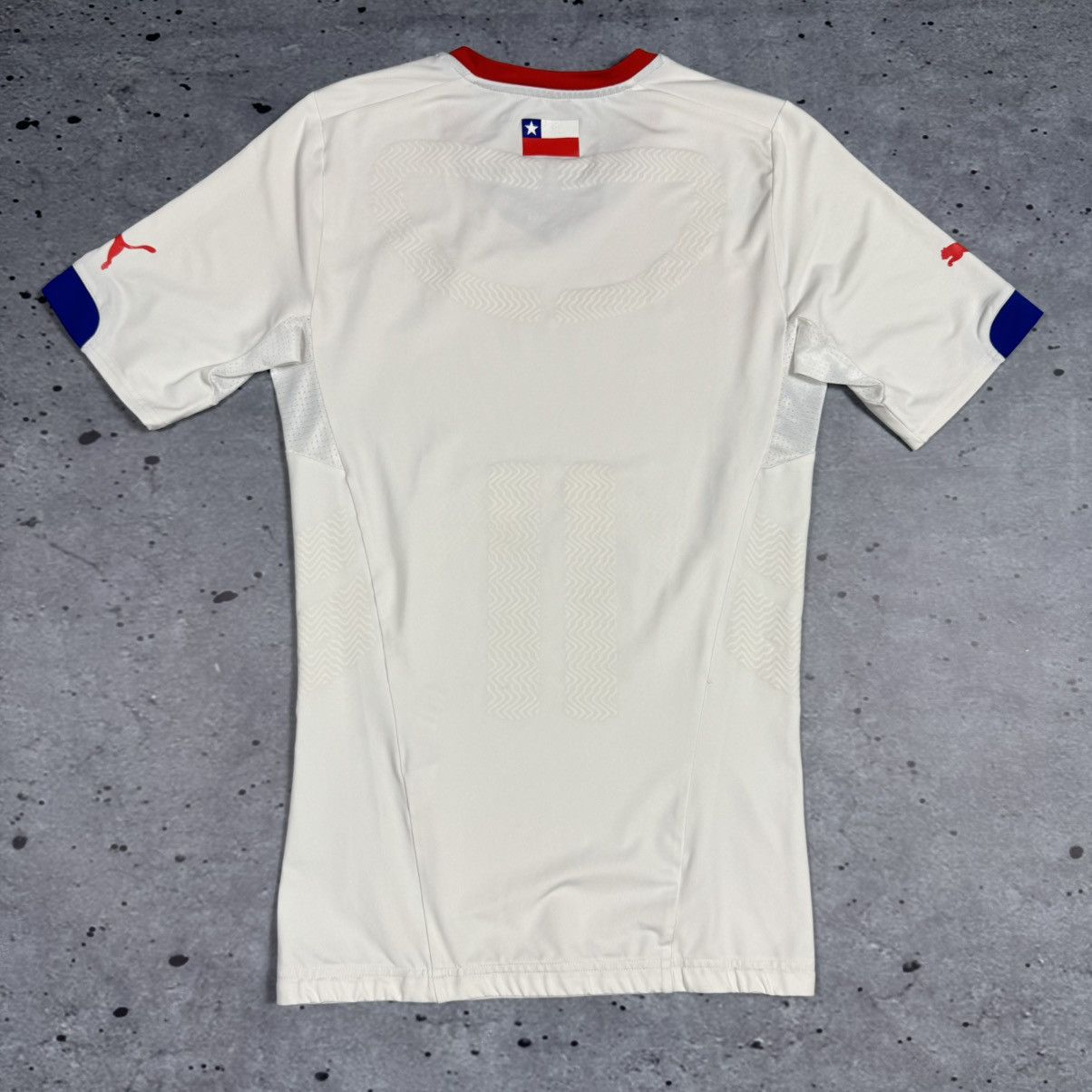 Puma Chile 2014 Puma Player Issue Football Jersey Size US M / EU 48-50 / 2 - 2 Thumbnail