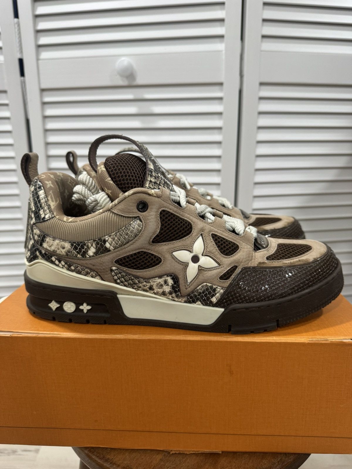 Louis Vuitton Louis Vuitton Skate Sneaker (Brown Snakeskin/White) Size US 11 / EU 44 - 4 Thumbnail